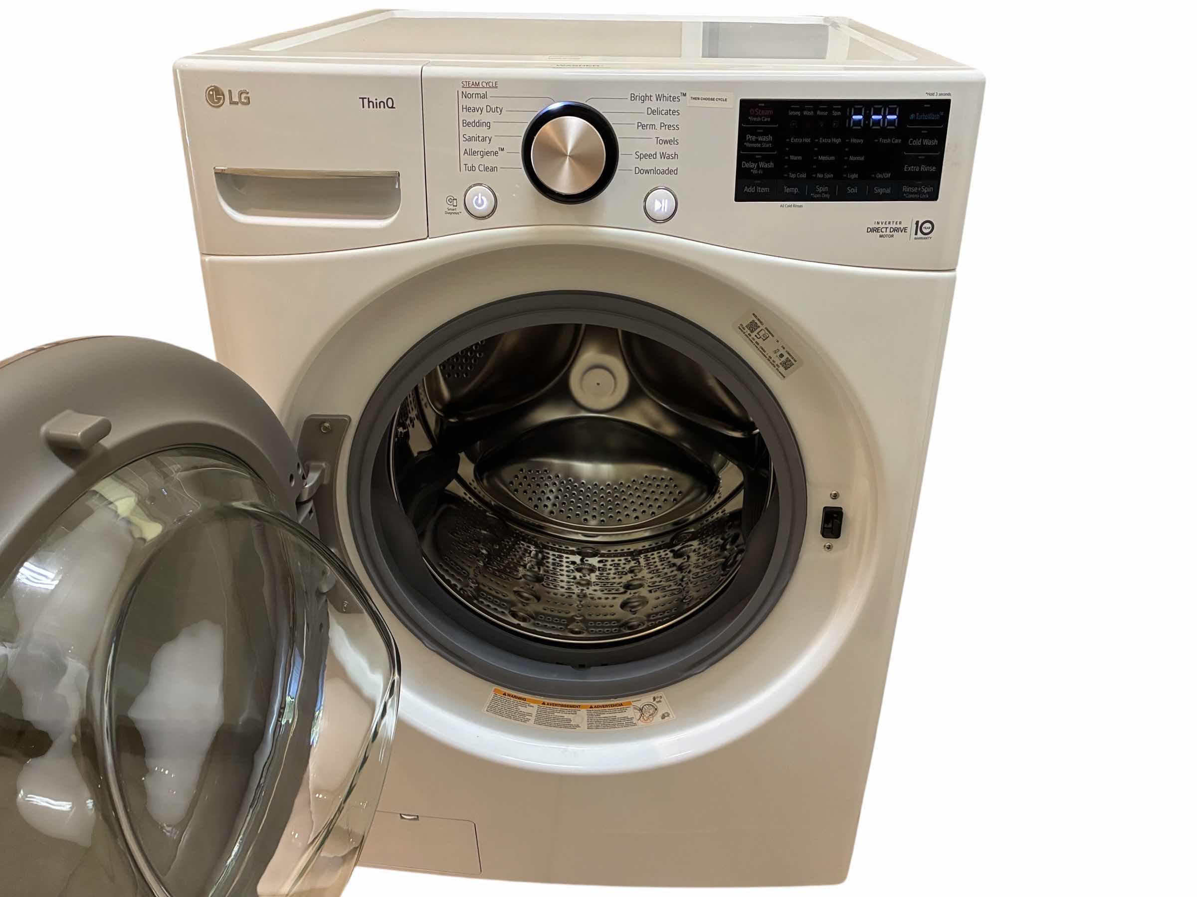View 2 of LG THIN Q FRONT-LOAD WASHER WM4000 HWA/04