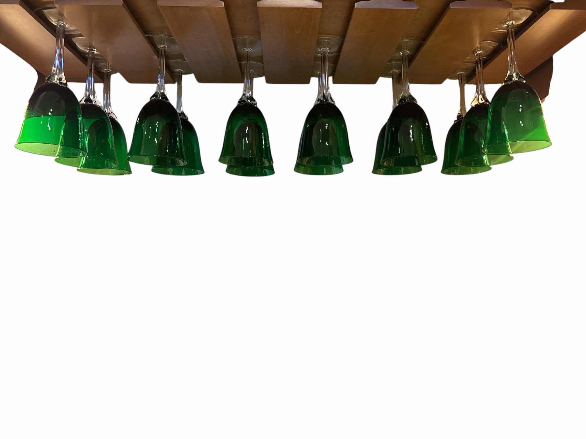 Photo 1 of VINTAGE MURANO HANDBLOWN EMERALD TULIP WINE GLASSES W CLEAR STEMS 7 5/8” (QTY 14) $245
