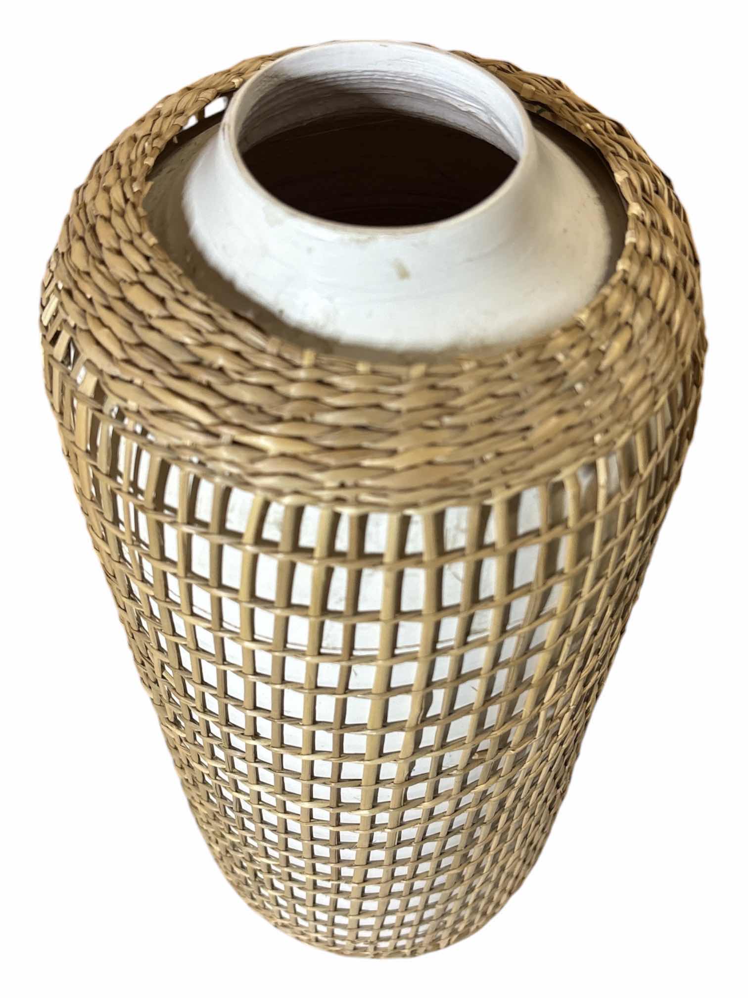 Photo 1 of RESIN 16.5” WHITE VASE W RATTAN COVER $45