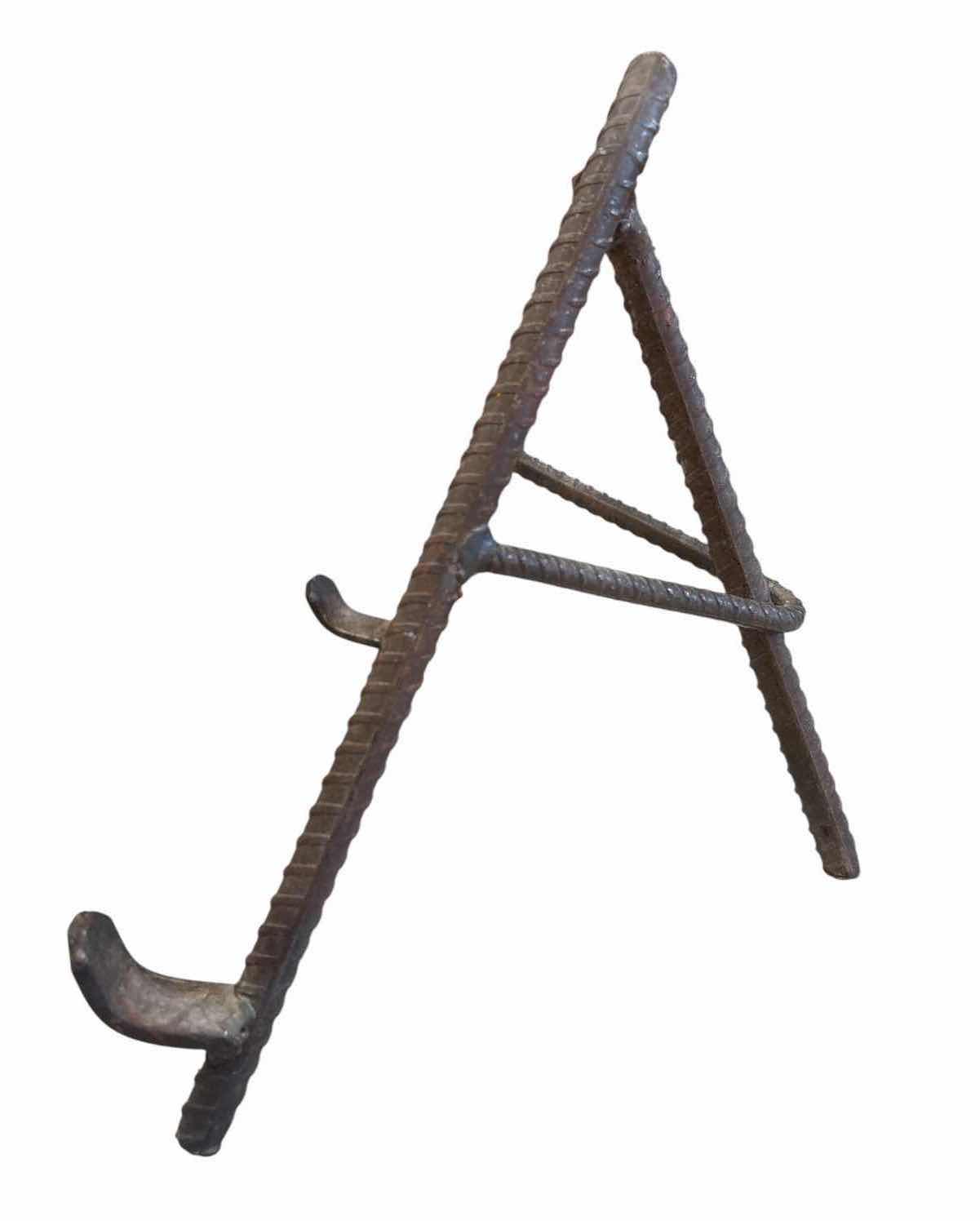 Photo 1 of PAIR OF RUSTIC REBAR METAL DISPLAY EASELS / PLATE STANDS H10.75”