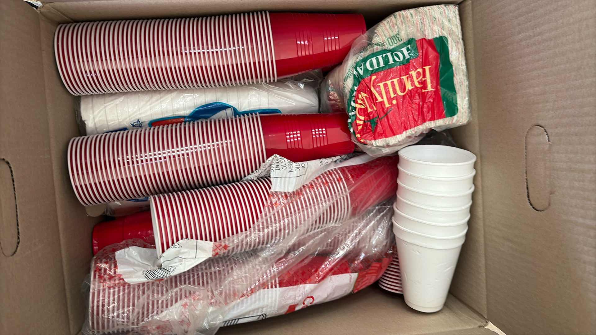Photo 1 of BOX OF DISPOSABLE PARTY CUPS & PAPER PLATES