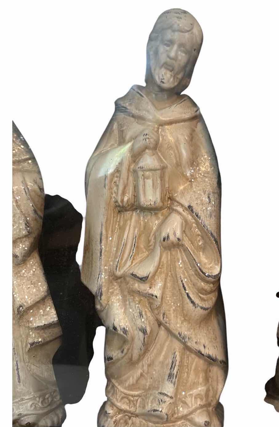 Photo 1 of ROBERT STANLEY THE PROMISE OF CHRISTMAS DELUXE 9-PIECE NATIVITY SET H12.5”