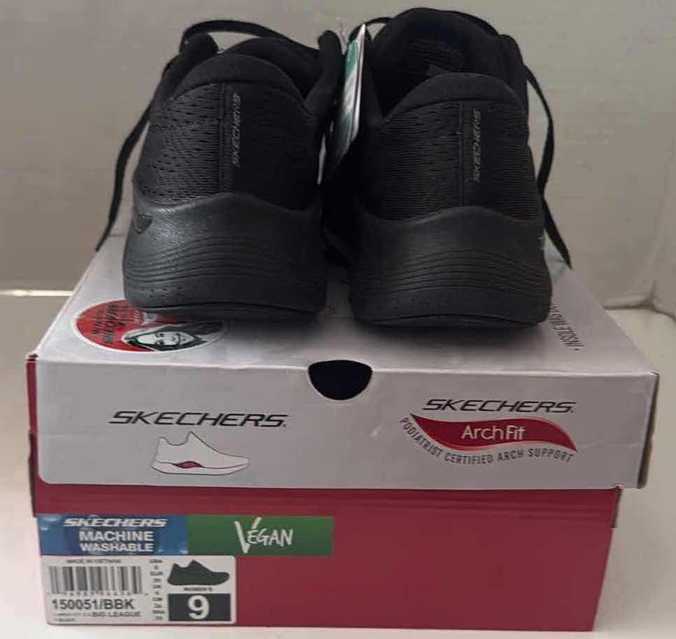 Photo 1 of NIB SKECHERS ARCH FIT SHOES WOMANS 9