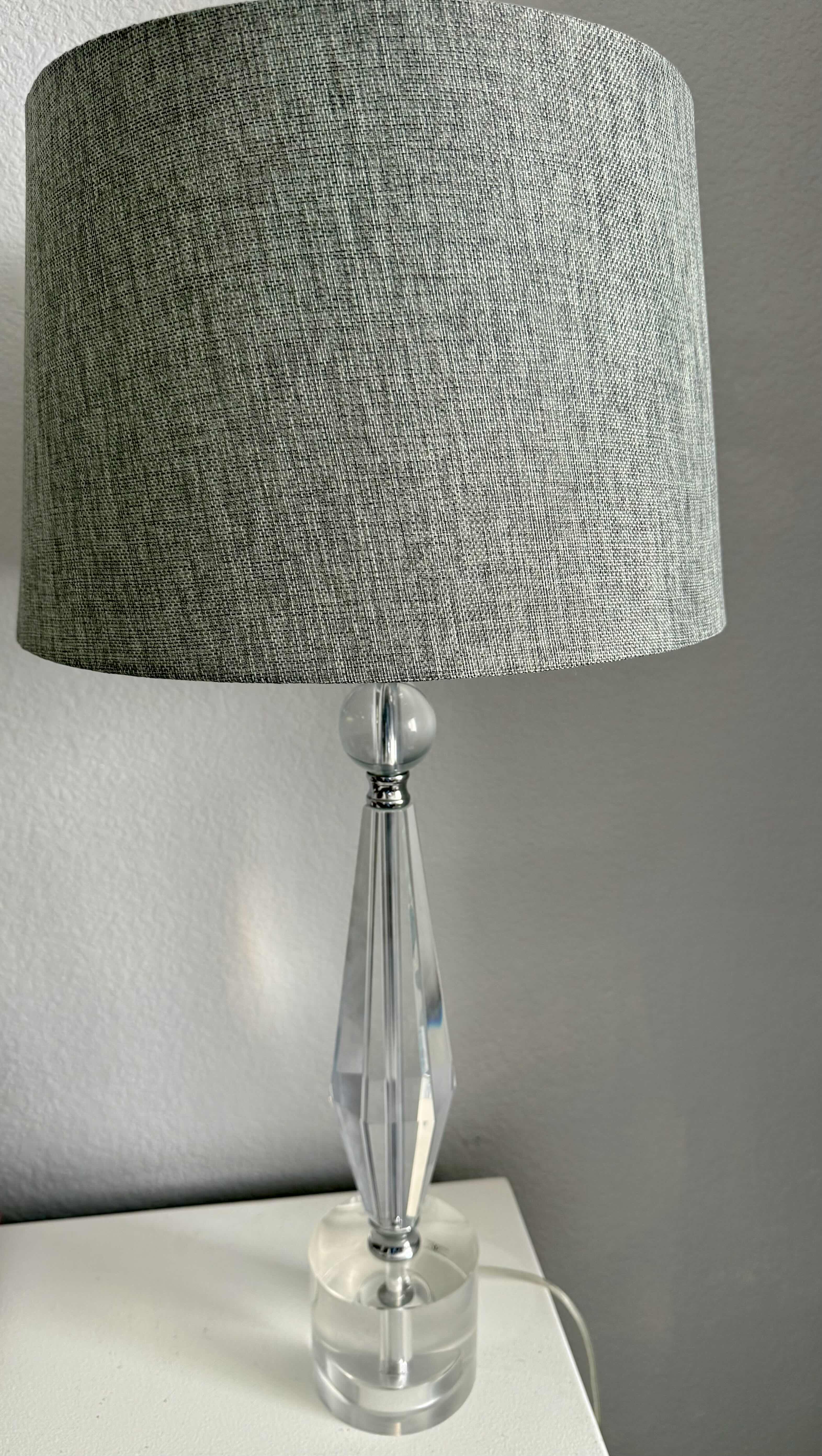 Photo 1 of HEAVY ACRYLIC BASE TABLE LAMP W SAGE GREEN LINEN SHADE H31”