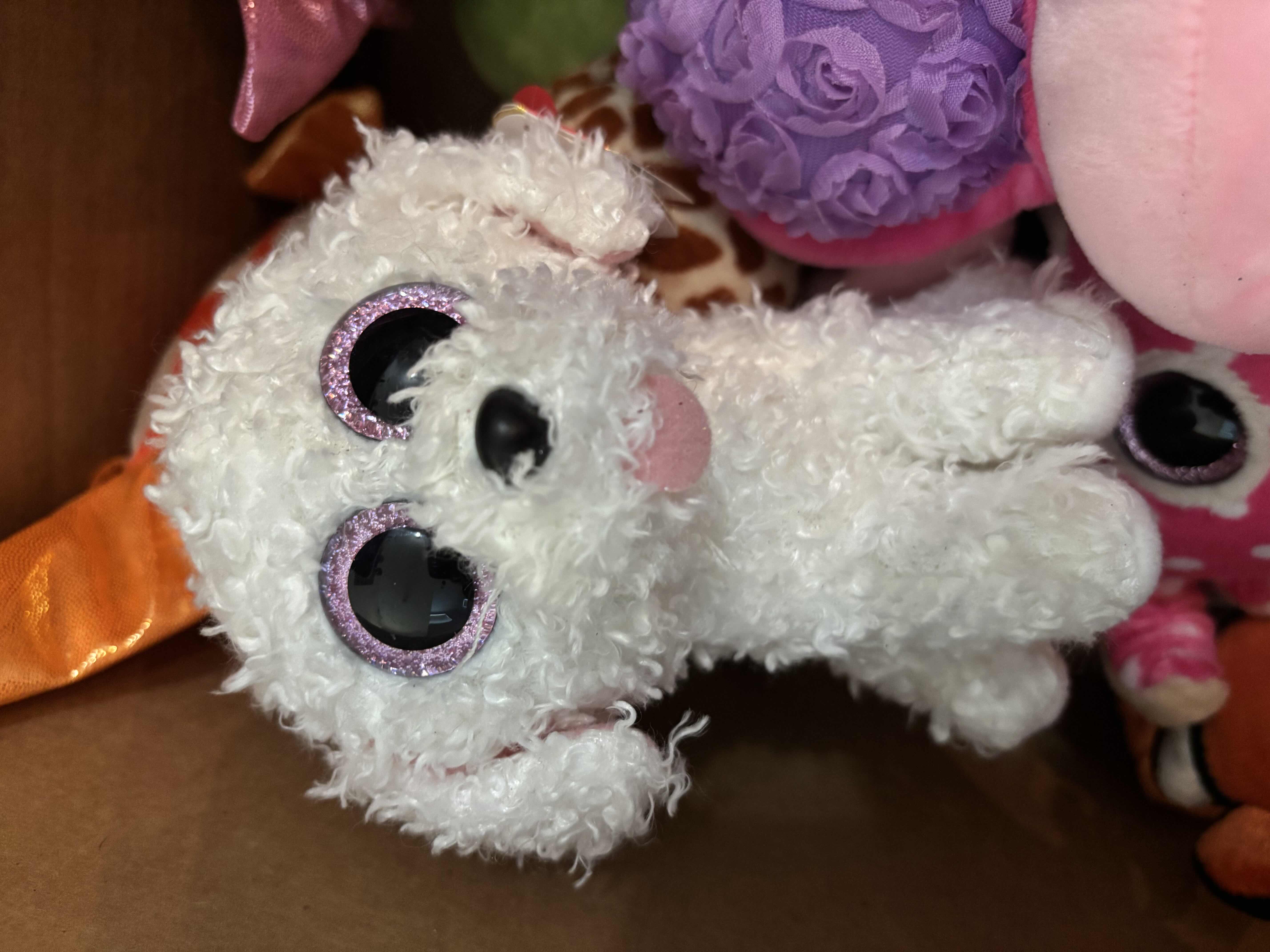 Photo 1 of BOX WITH SMALL STUFFED ANIMALS