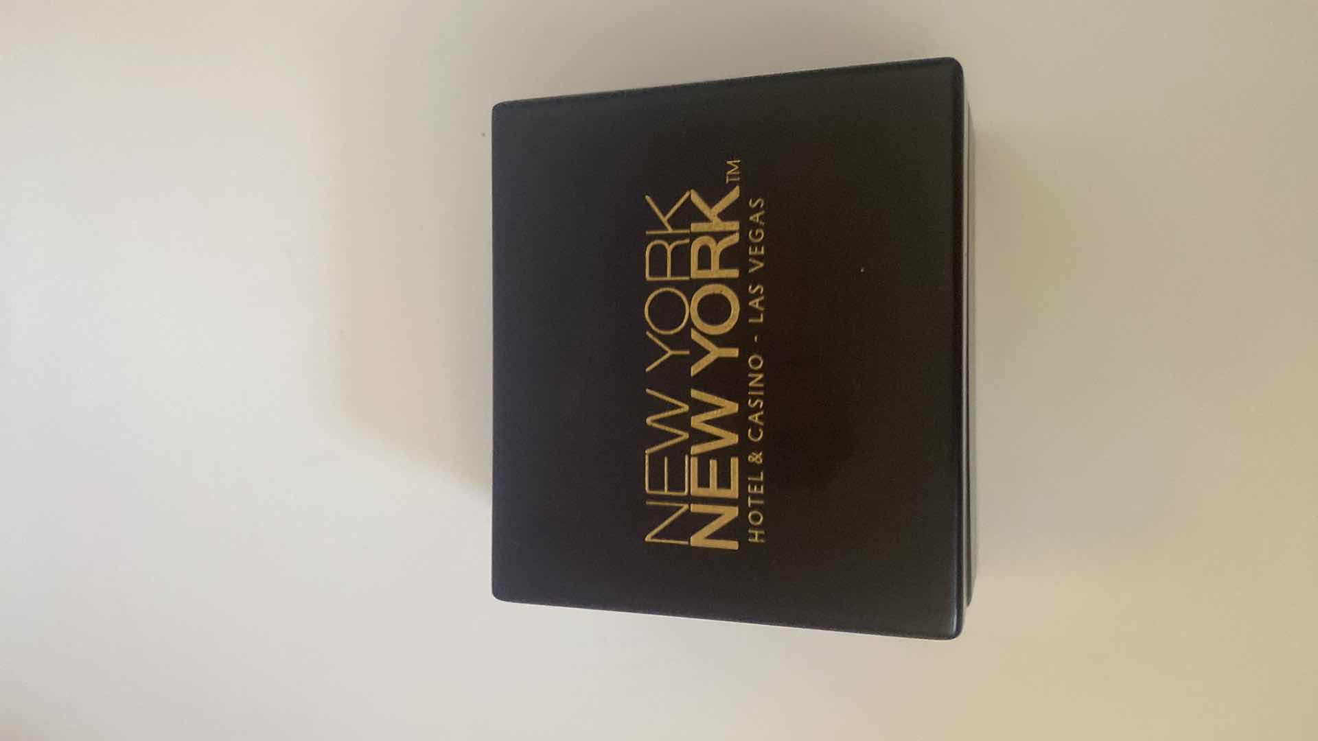 Photo 1 of NEW YORK NEW YORK 10TH YEAR ANNIVERSARY WATCH