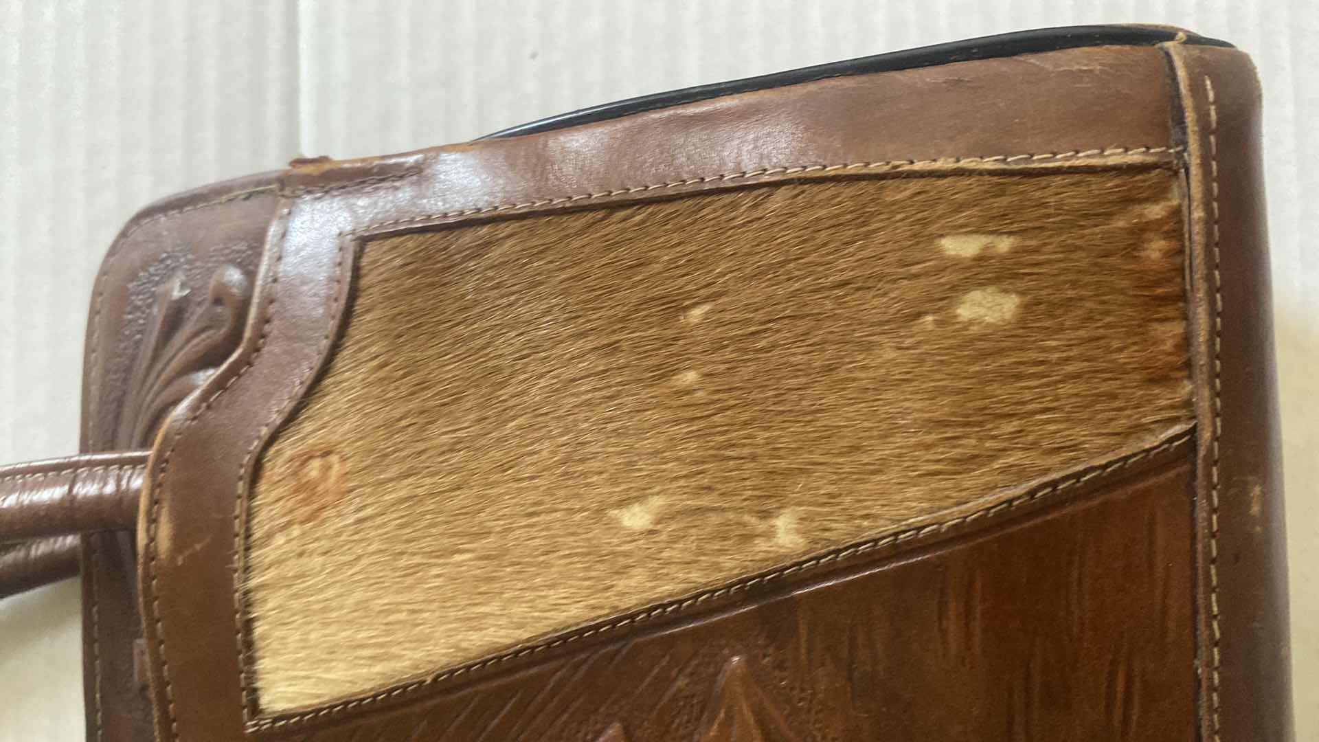 Photo 1 of VINTAGE WOMEN’S MONT-ABUR MEXICAN HAND TOOL LEATHER HANDBAG 12 1/2” X 4” EACH 8 1/2“ EXCLUDING HANDLES