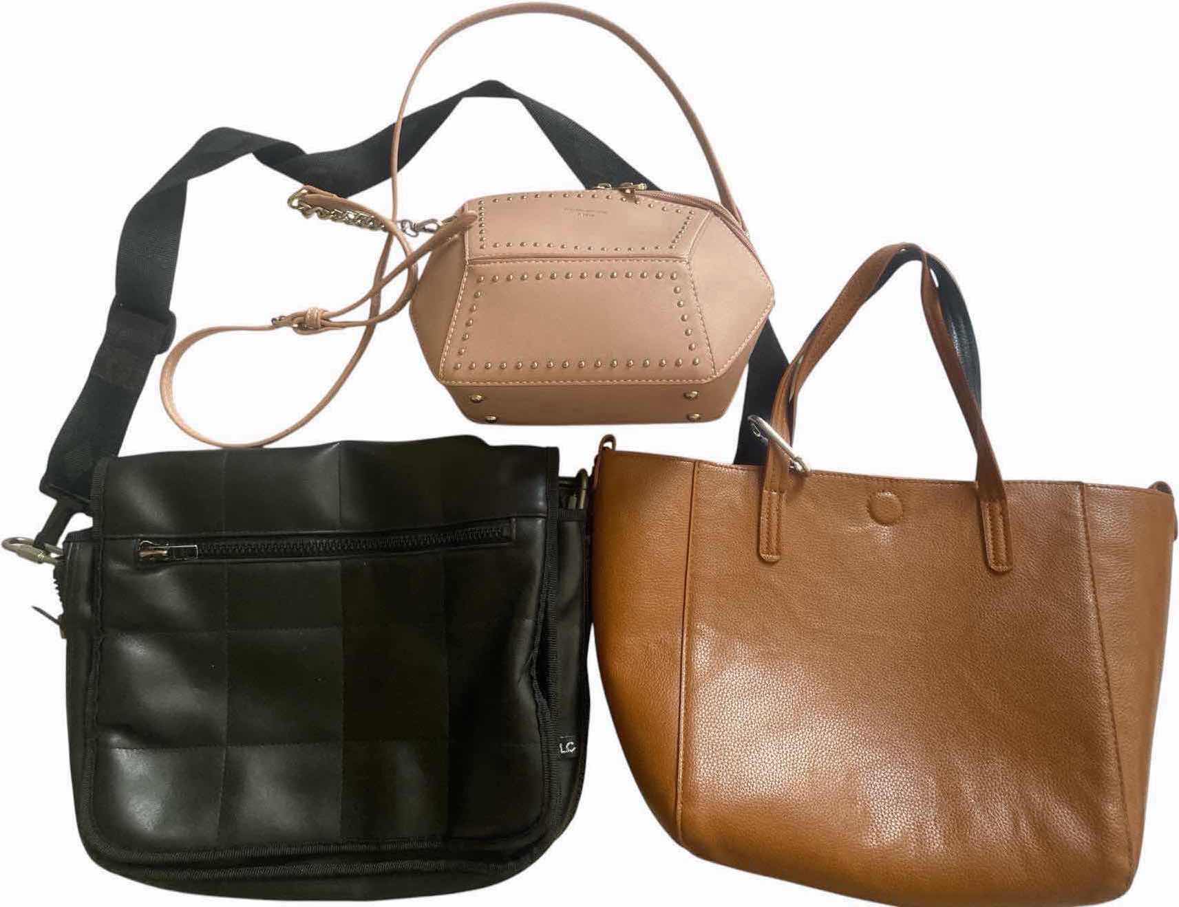 Photo 1 of WOMEN’S HANDBAGS (3)