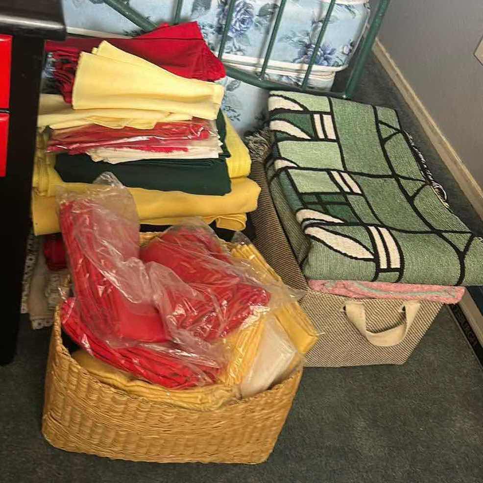 Photo 1 of TABLE CLOTHS, NAPKINS, LINENS, AND BLANKETS