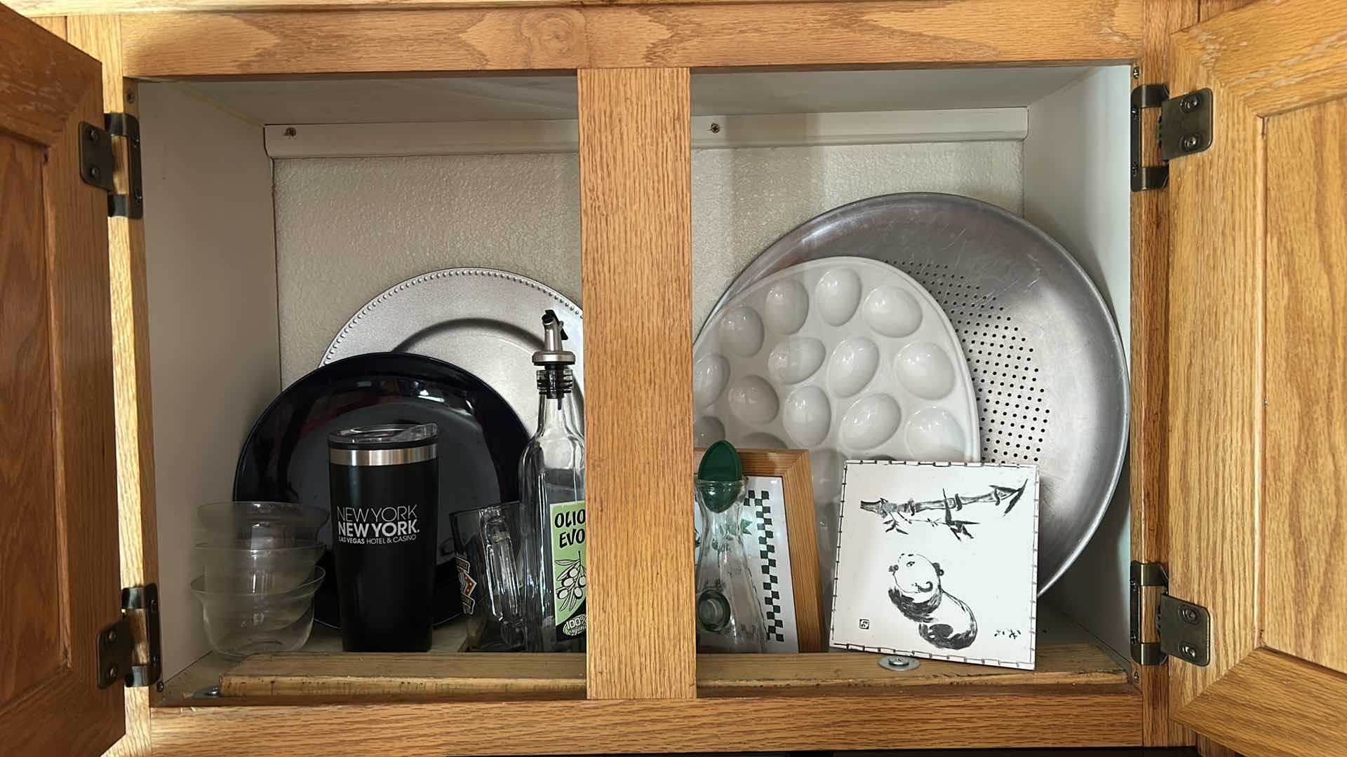Photo 1 of CONTENTS IN KITCHEN CABINET