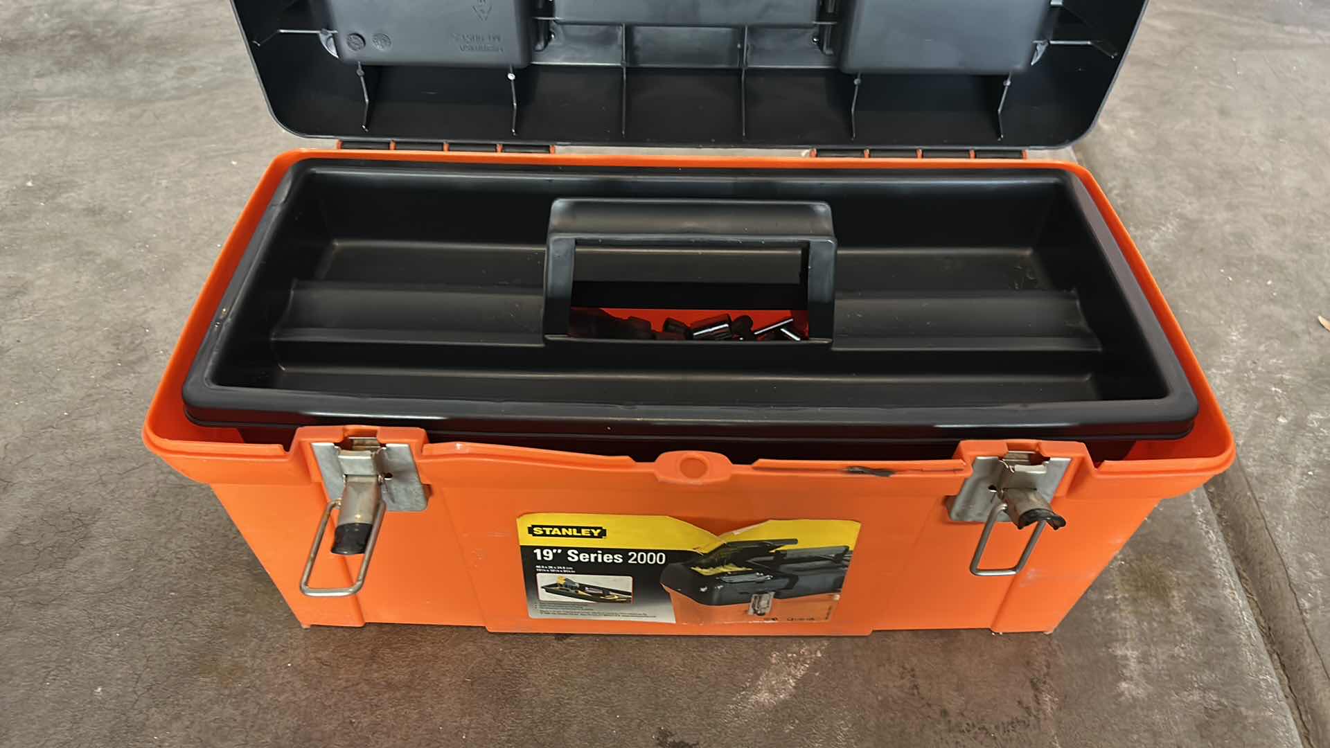 Photo 1 of TOOLBOX WITH TOOLS