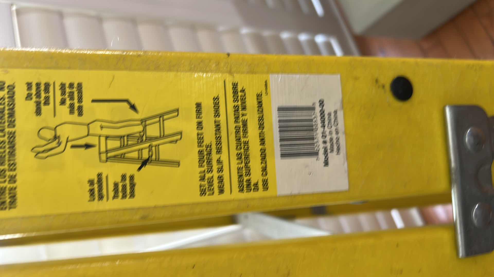 Photo 1 of HUSKY 4 FOOT FIBERGLASS STEP LADDER
