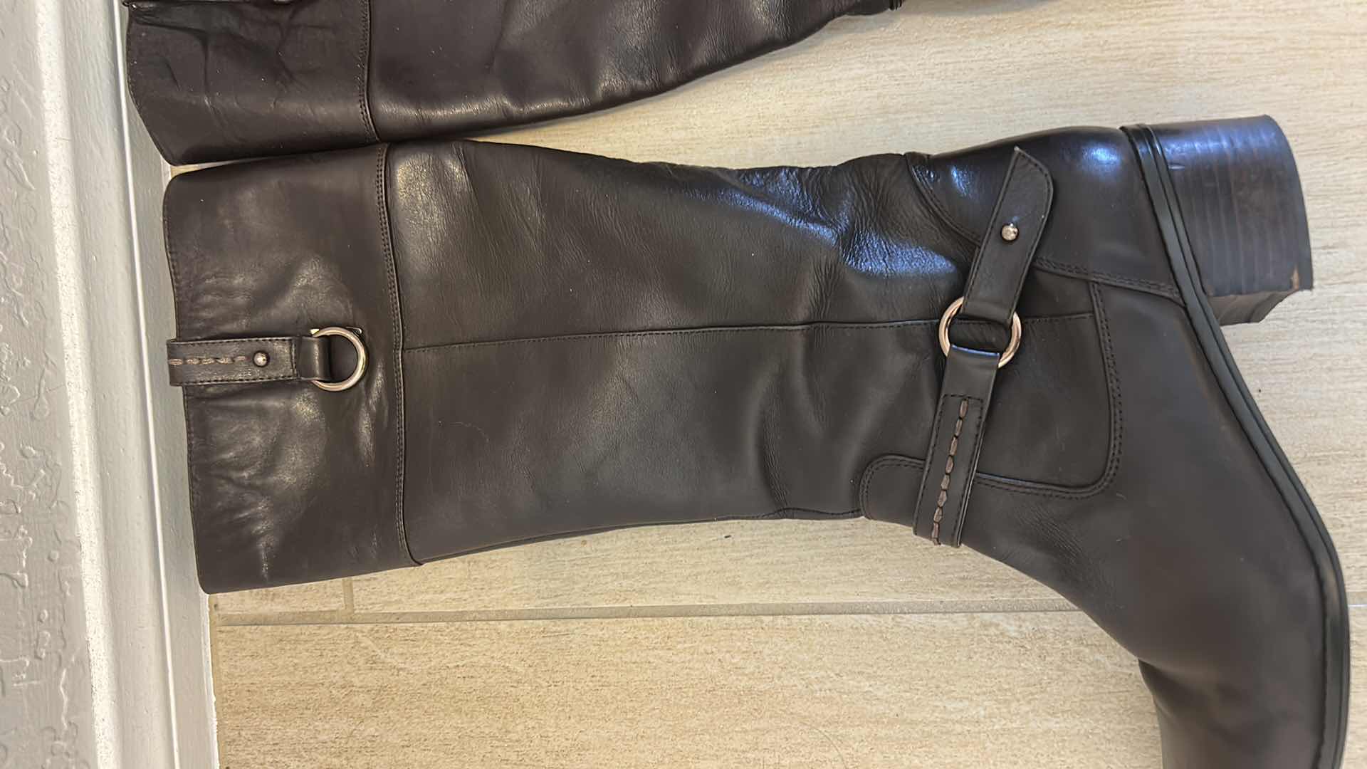 Photo 1 of BANDOLINO CALLUA BLACK LEATHER KNEE-HIGH RIDING BOOTS WOMEN’S SIZE 10