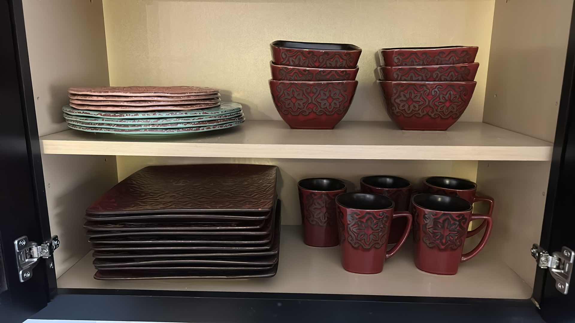 Photo 1 of PLATES AND BOWLS