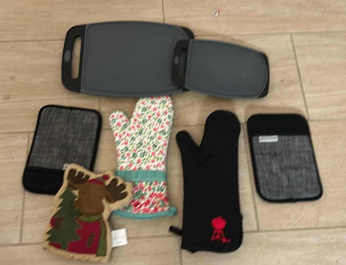 Photo 1 of KITCHEN ITEMS AND HOMEGOODS