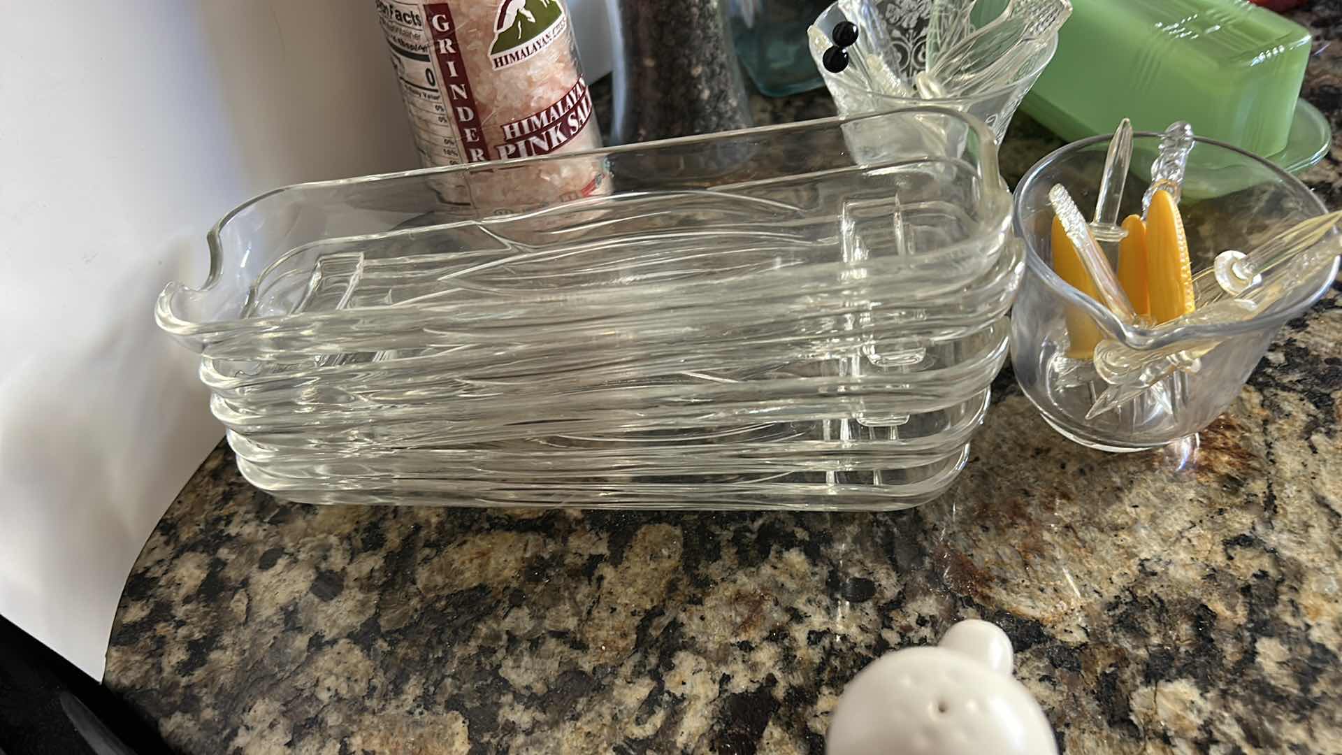 Photo 1 of KITCHEN ITEMS AND HOMEGOODS