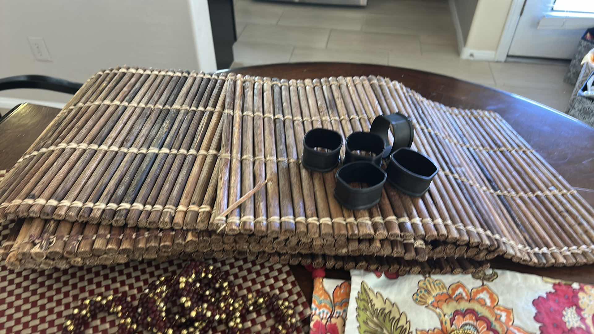 Photo 1 of PLACEMATS AND NAPKIN RINGS