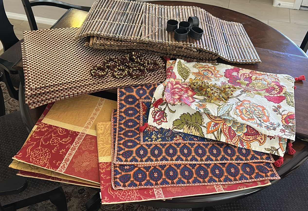 Photo 1 of PLACEMATS AND NAPKIN RINGS