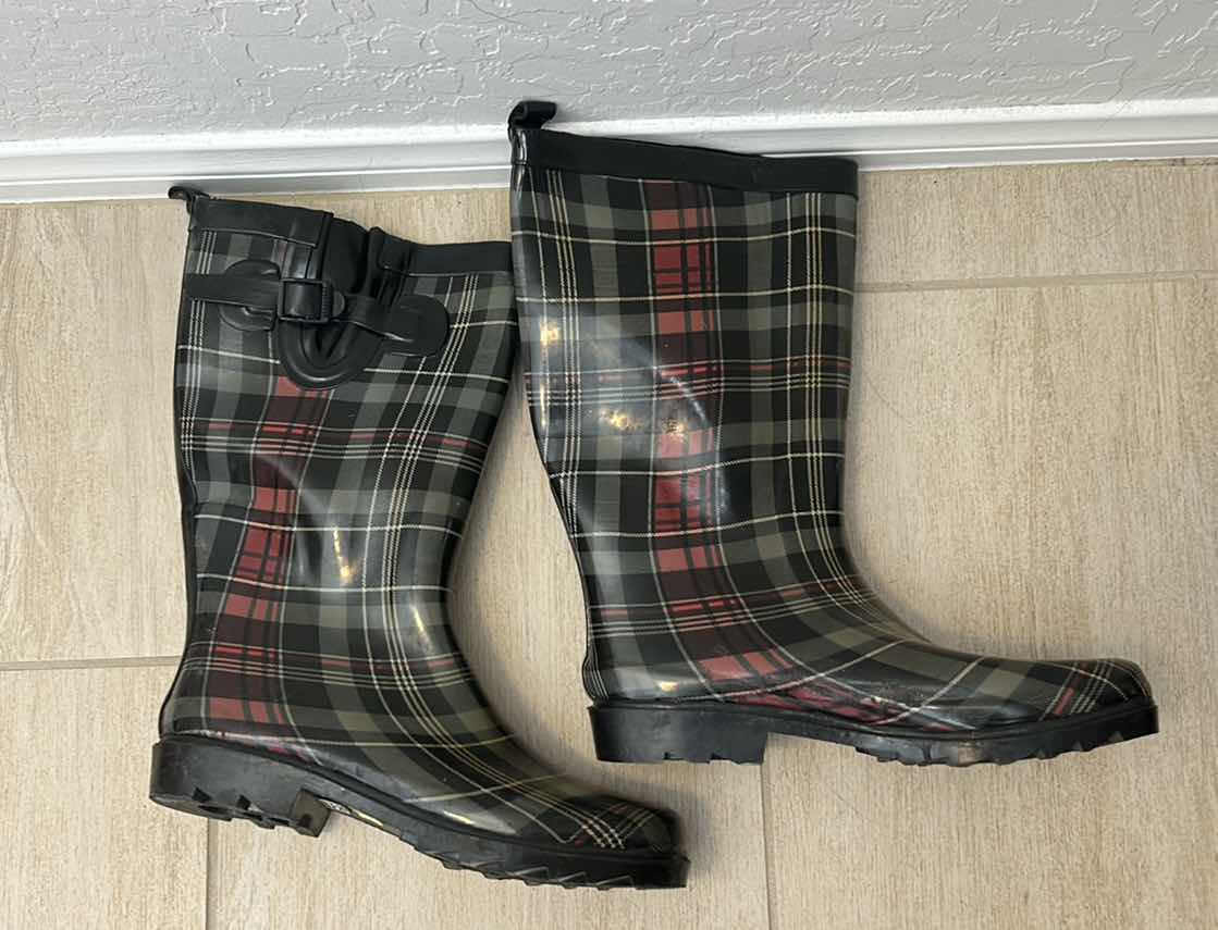 View 2 of CAPELLI NEW YORK RAIN BOOTS - WOMEN’S SIZE 10