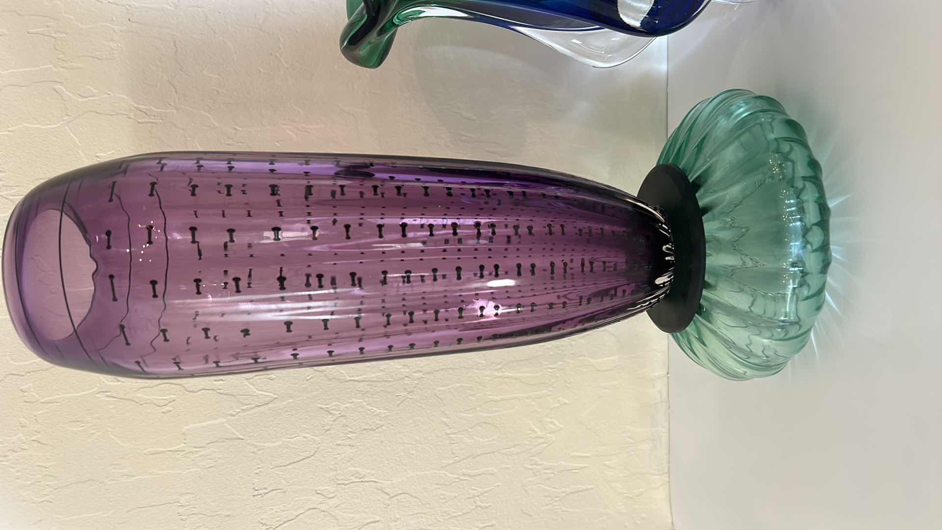 Photo 1 of HANDMADE ART GLASS VASE BY STUDIO GLASS ARTIST BRUCE PIZZICHILLO AND DARRI GORDON & ROYAL GALLERY TULIP VASE $260
(TALLEST 15 1/4”)