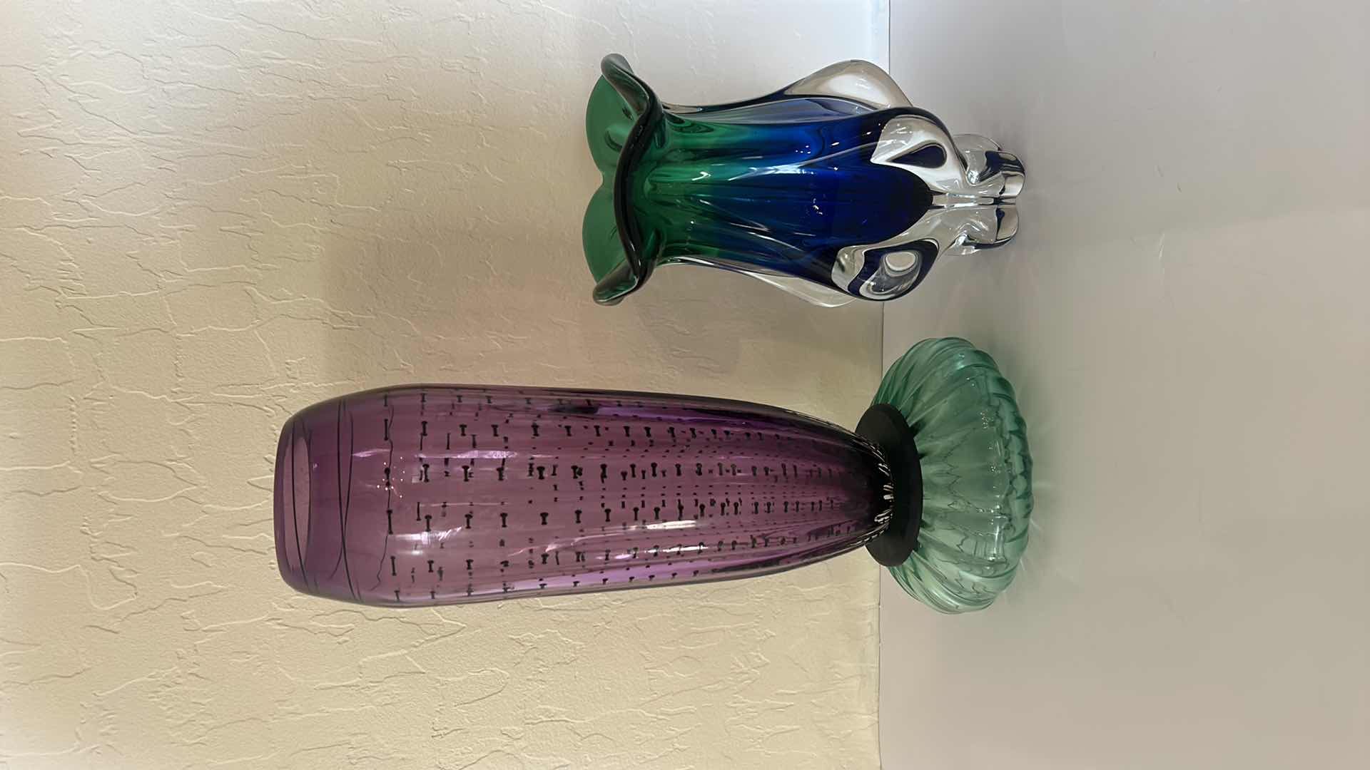 Photo 1 of HANDMADE ART GLASS VASE BY STUDIO GLASS ARTIST BRUCE PIZZICHILLO AND DARRI GORDON & ROYAL GALLERY TULIP VASE $260
(TALLEST 15 1/4”)