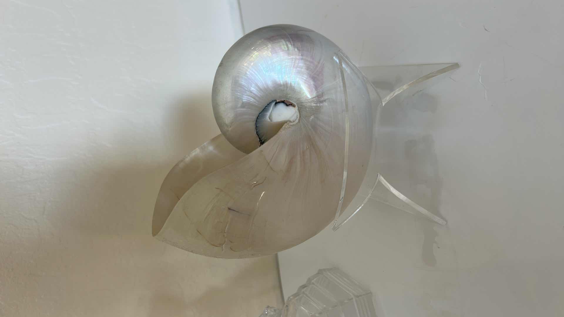 Photo 1 of HOME DECOR- ROYAL CRYSTAL ROCK TANGO FIGURINE 24% LEAD CRYSTAL SCULPTURE OF A DANCING COUPLE MADE IN ITALY AND SHELL ON STAND (TALLEST H10”)