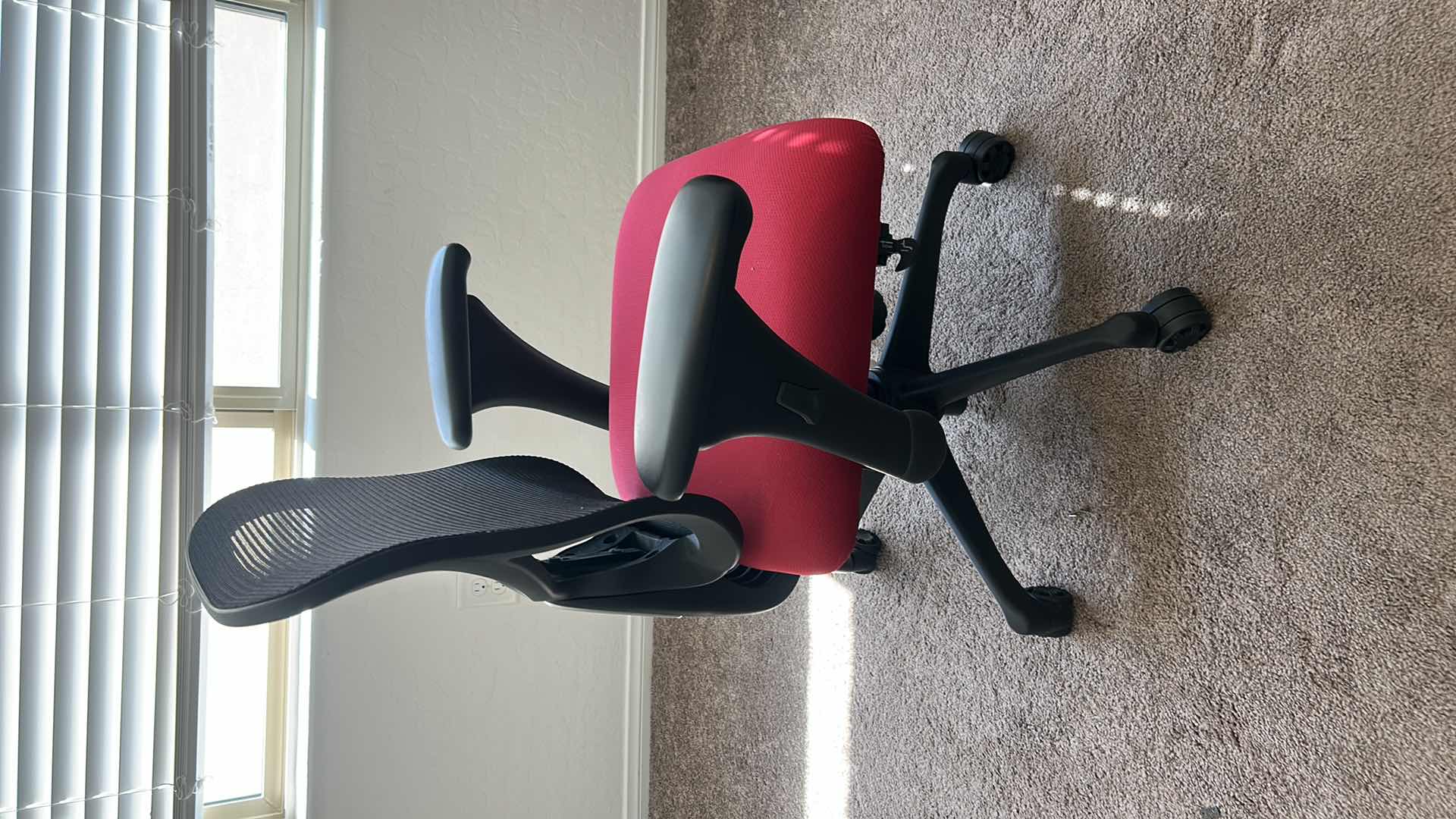 Photo 1 of WORKPRO 769T COMMERCIAL OFFICE TASK CHAIR