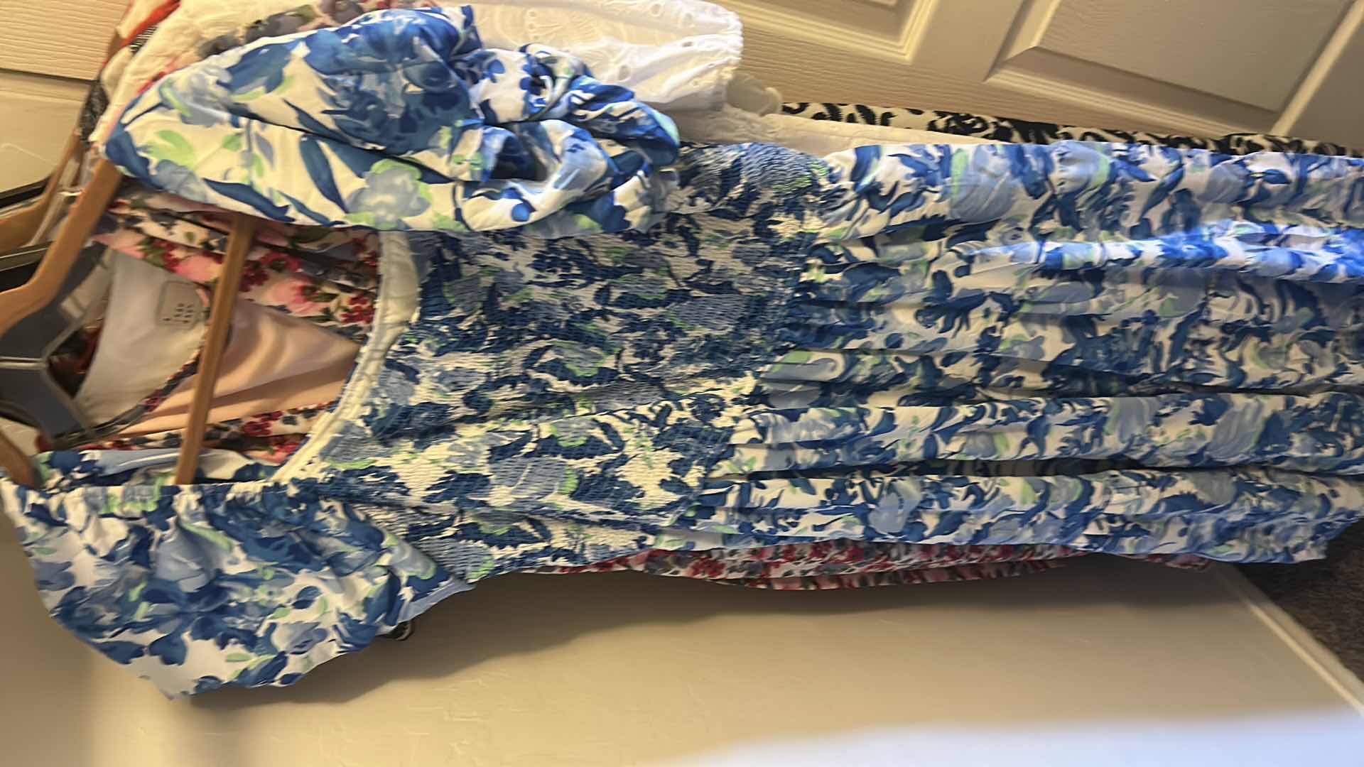 Photo 1 of 12 WOMEN’S PLUS SIZE DRESSES