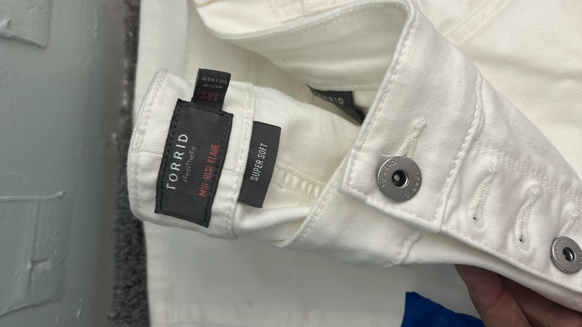 Photo 1 of 4 PAIRS OF WONENS PLUS SIZE JEANS - TORRID, BUFFALO AND MORE