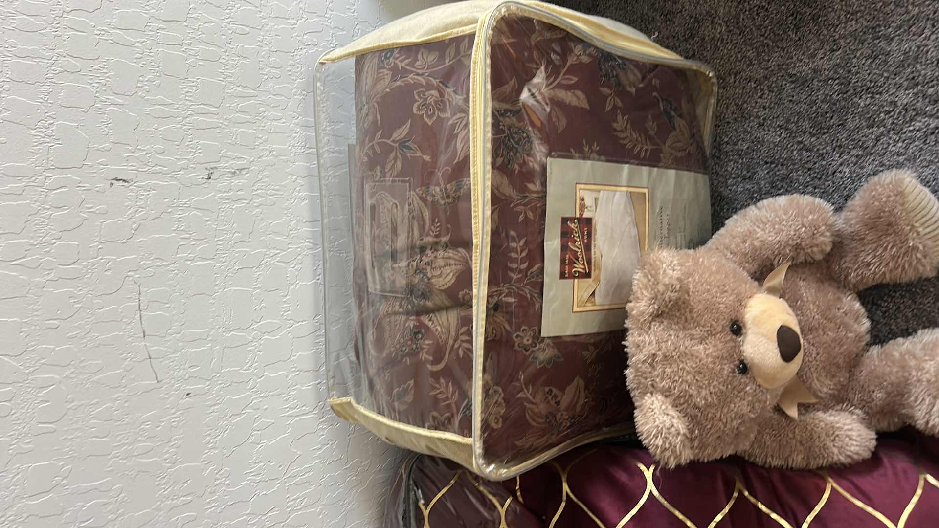 Photo 1 of QUEEN, BEDDING PILLOWS, AND SHAMS