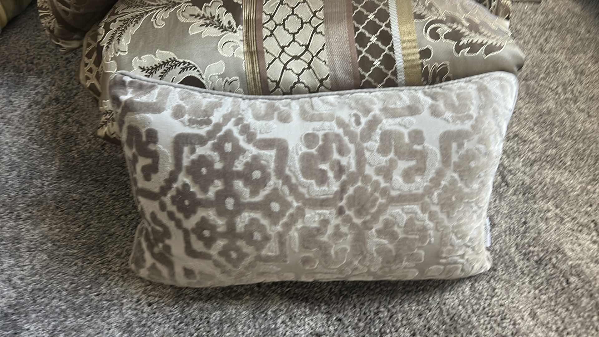Photo 1 of QUEEN, BEDDING PILLOWS, AND SHAMS