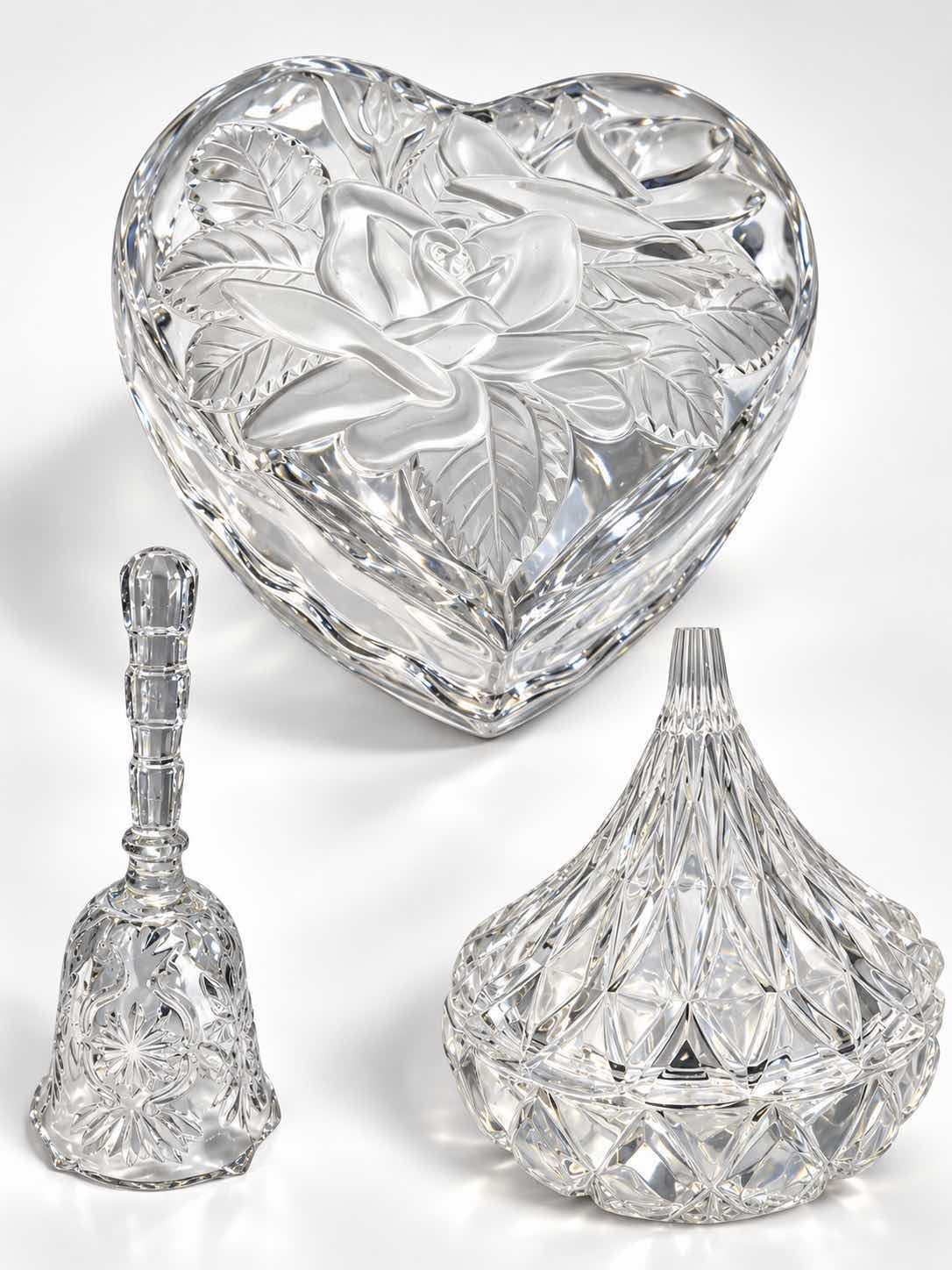 Photo 1 of 3 CRYSTAL PIECES- BELL H5.5” & 2 LIDDED BOXES