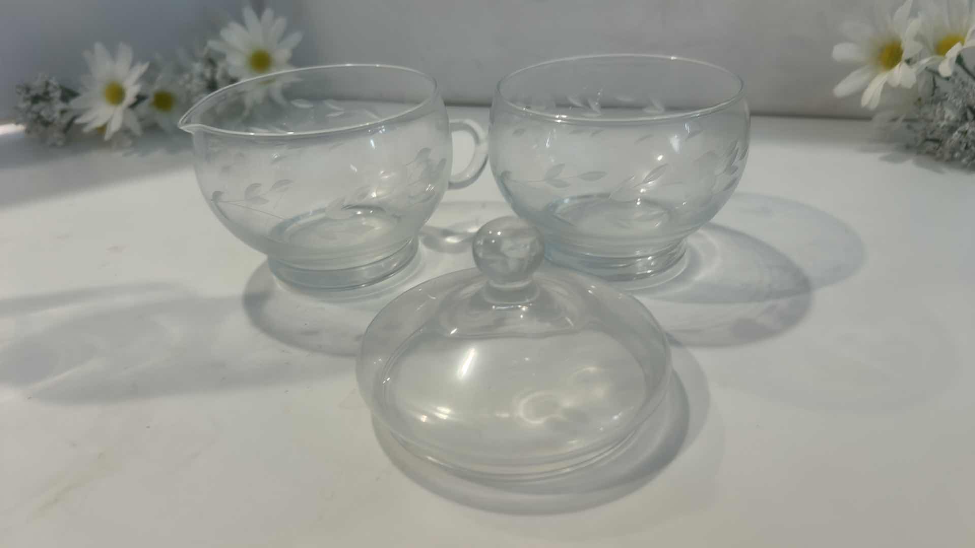 Photo 1 of CRYSTAL AND GLASS ASSORTMENT (LENOX VASE H6”)
