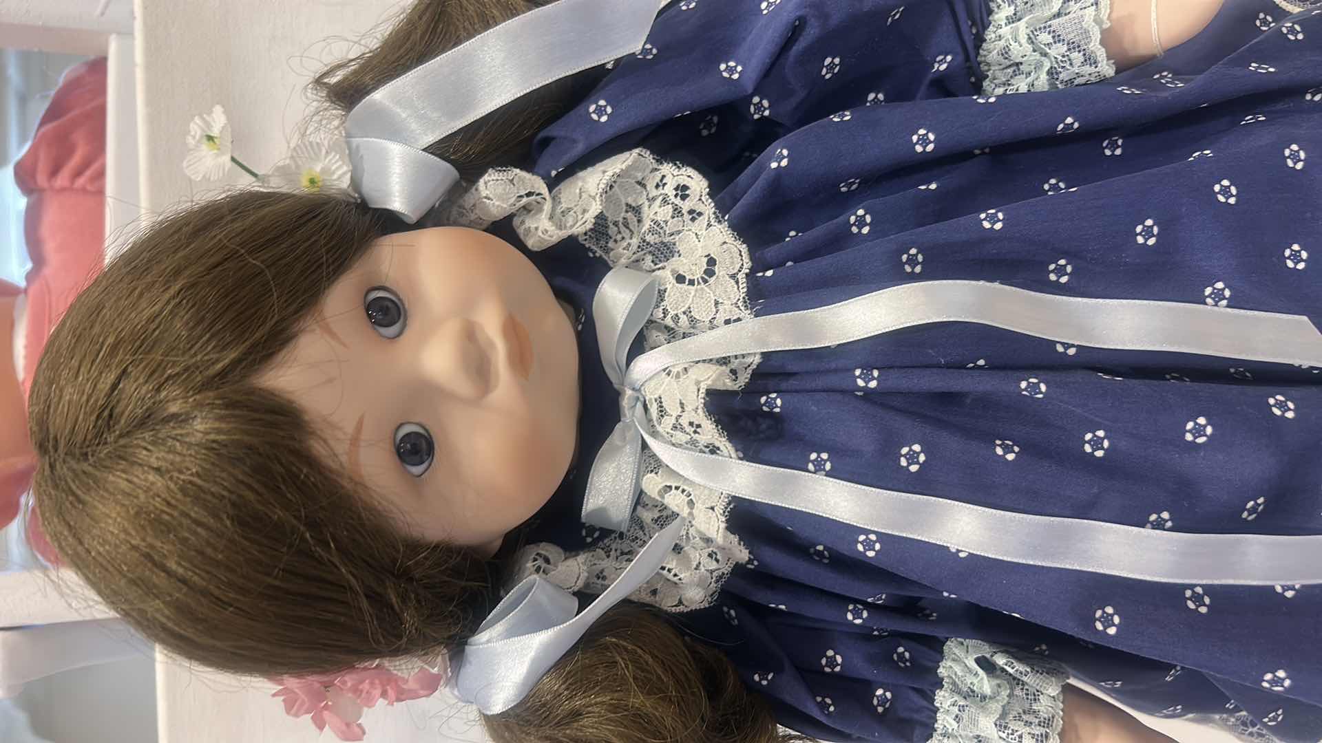 Photo 1 of DYNASTY COLLECTIBLE PORCELAIN DOLL AMY H20” $35