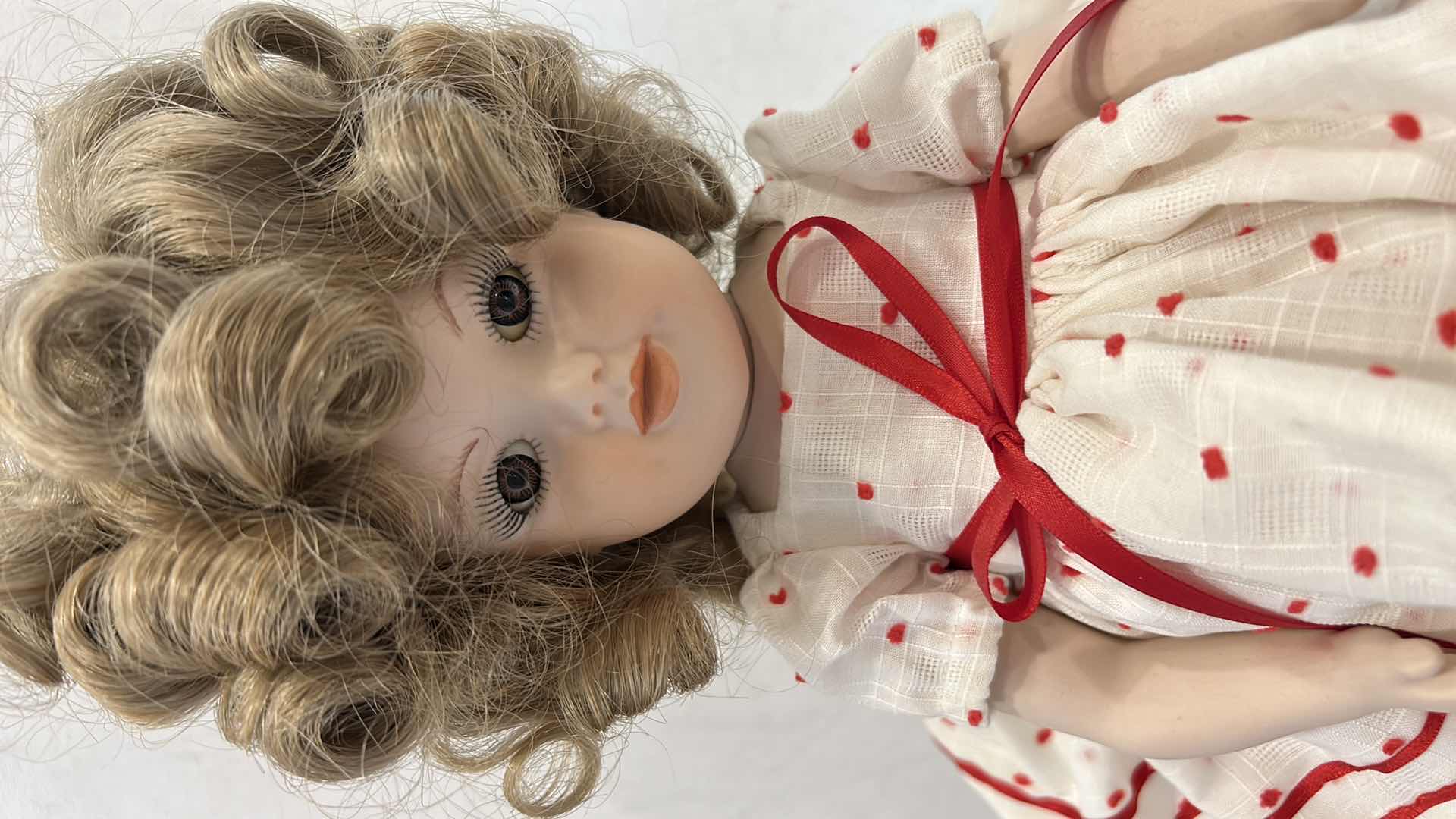 Photo 1 of VINTAGE PORCELAIN SHIRLEY TEMPLE DOLL H15”