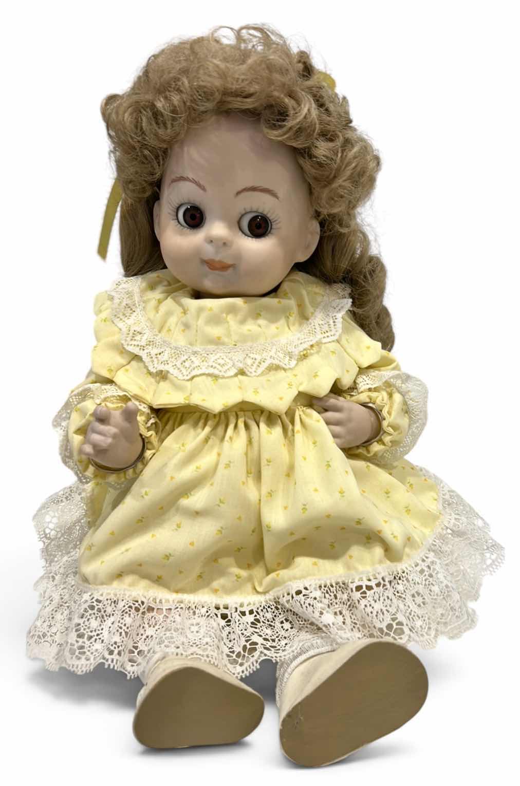 Photo 1 of 1990s GOEBEL DOLLY DINGLE PORCELAIN DOLL H19”
