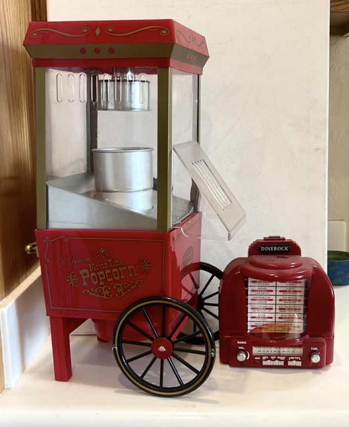Photo 1 of POPCORN POPPER AND RADIO