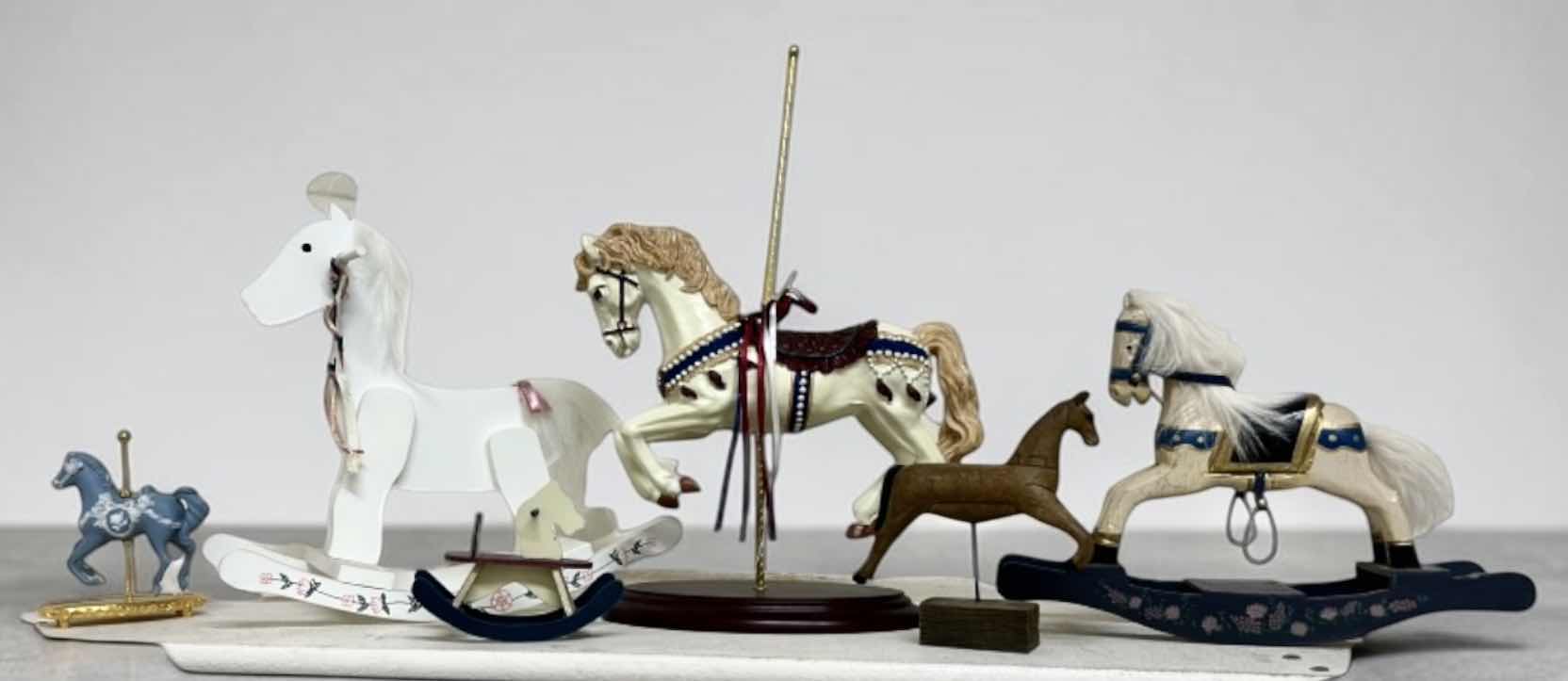 Photo 1 of HORSE HOME DECOR PIECES
