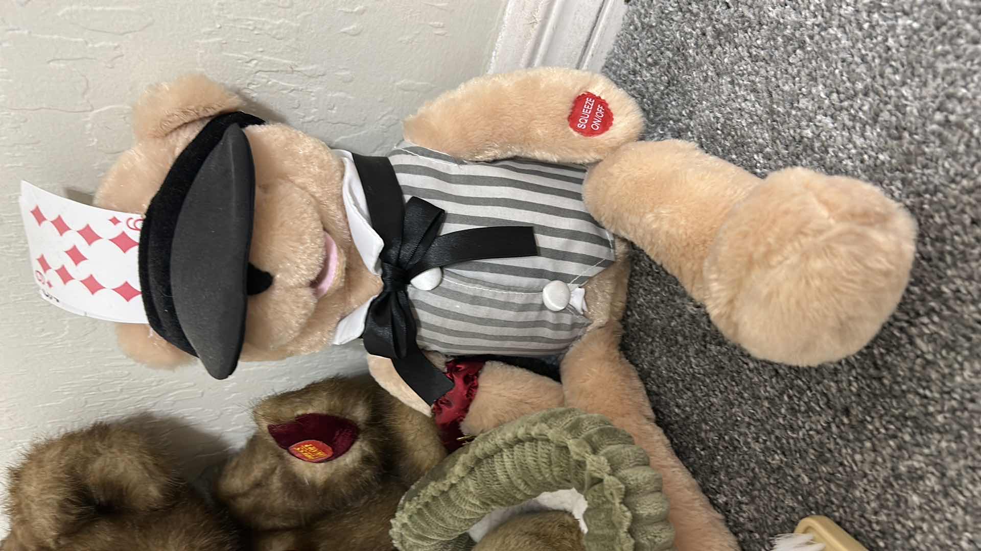 Photo 1 of PLUSH TOYS