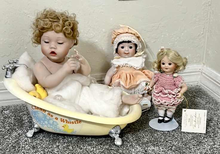 Photo 1 of BATHTUB BABY DOLL AND MORE