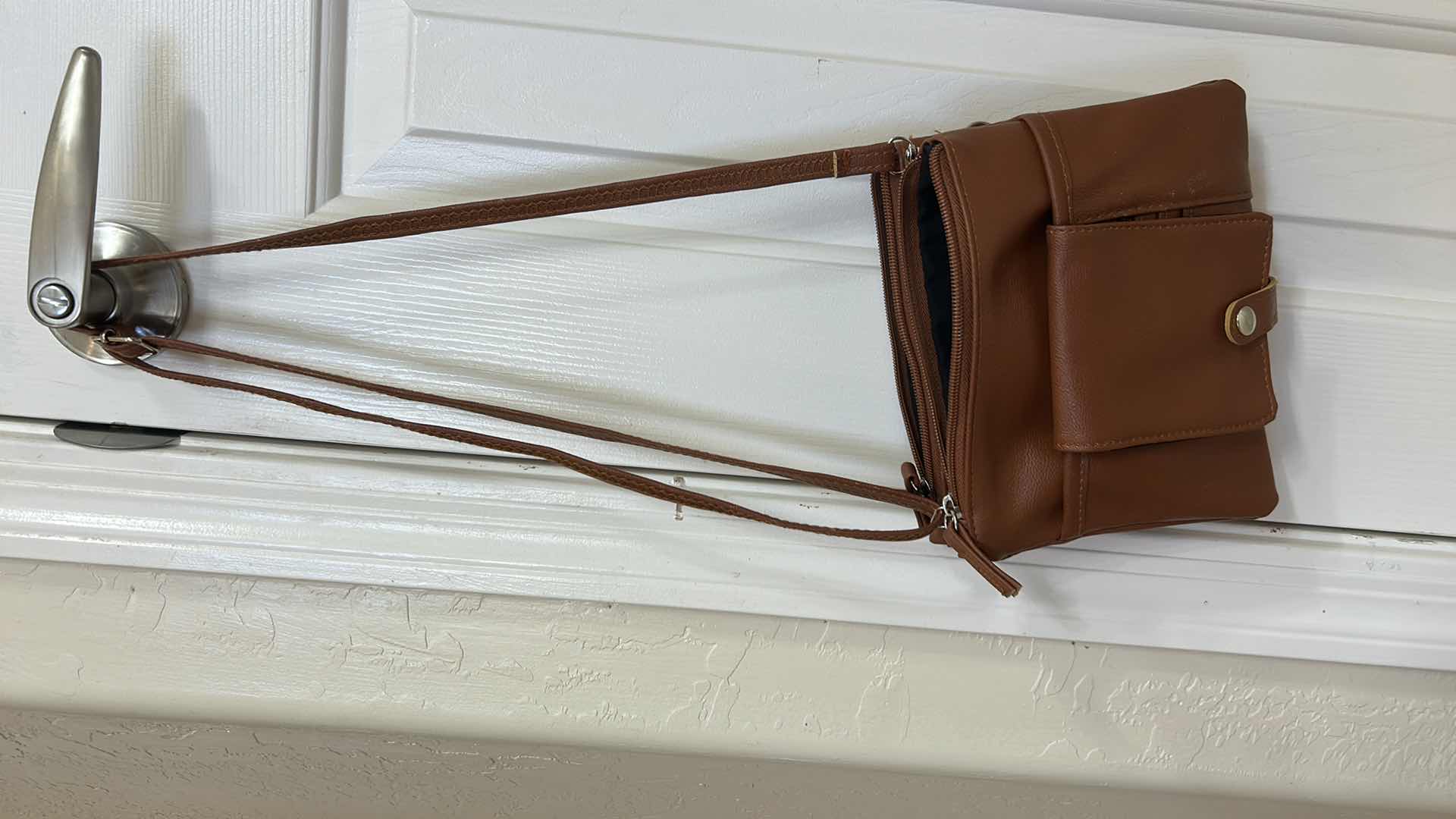 Photo 1 of 2 WOMENS HANDBAGS