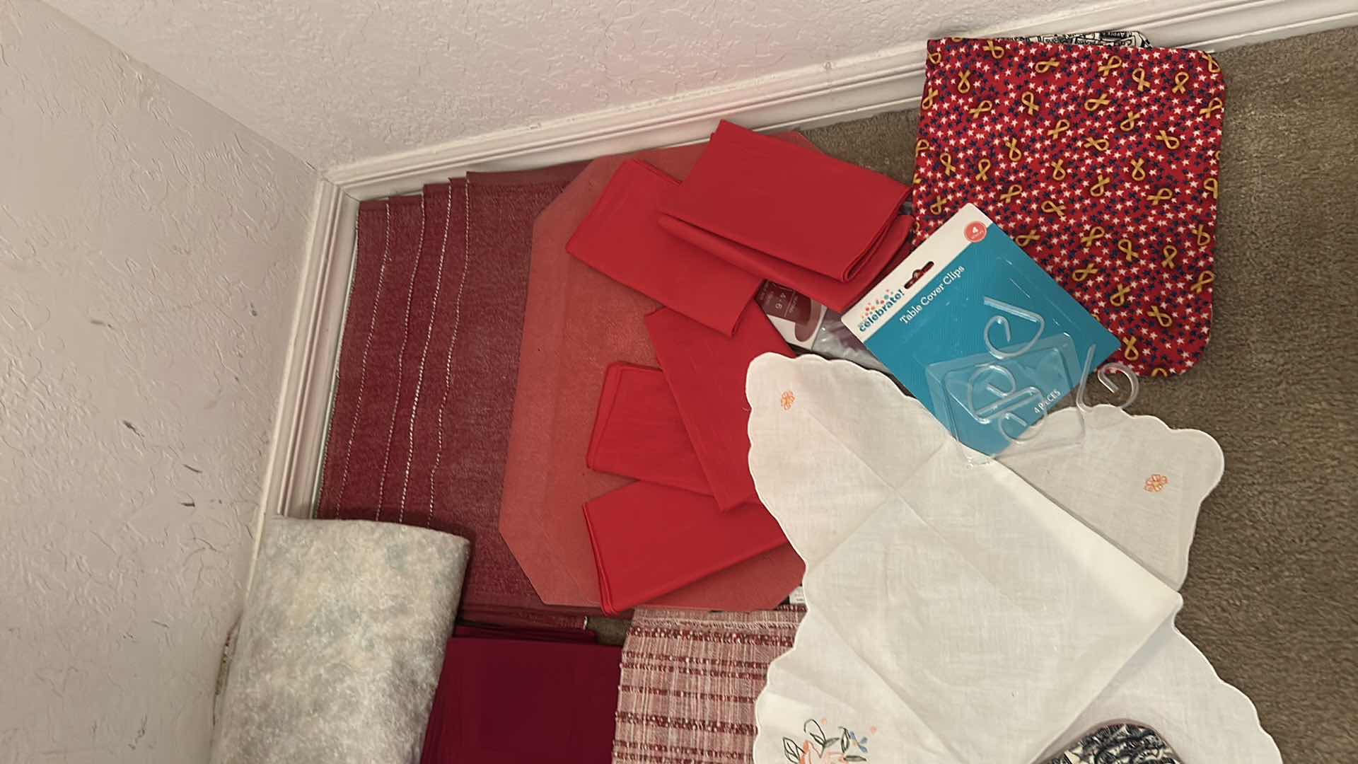 Photo 1 of TABLE LINENS & PLACE MATS