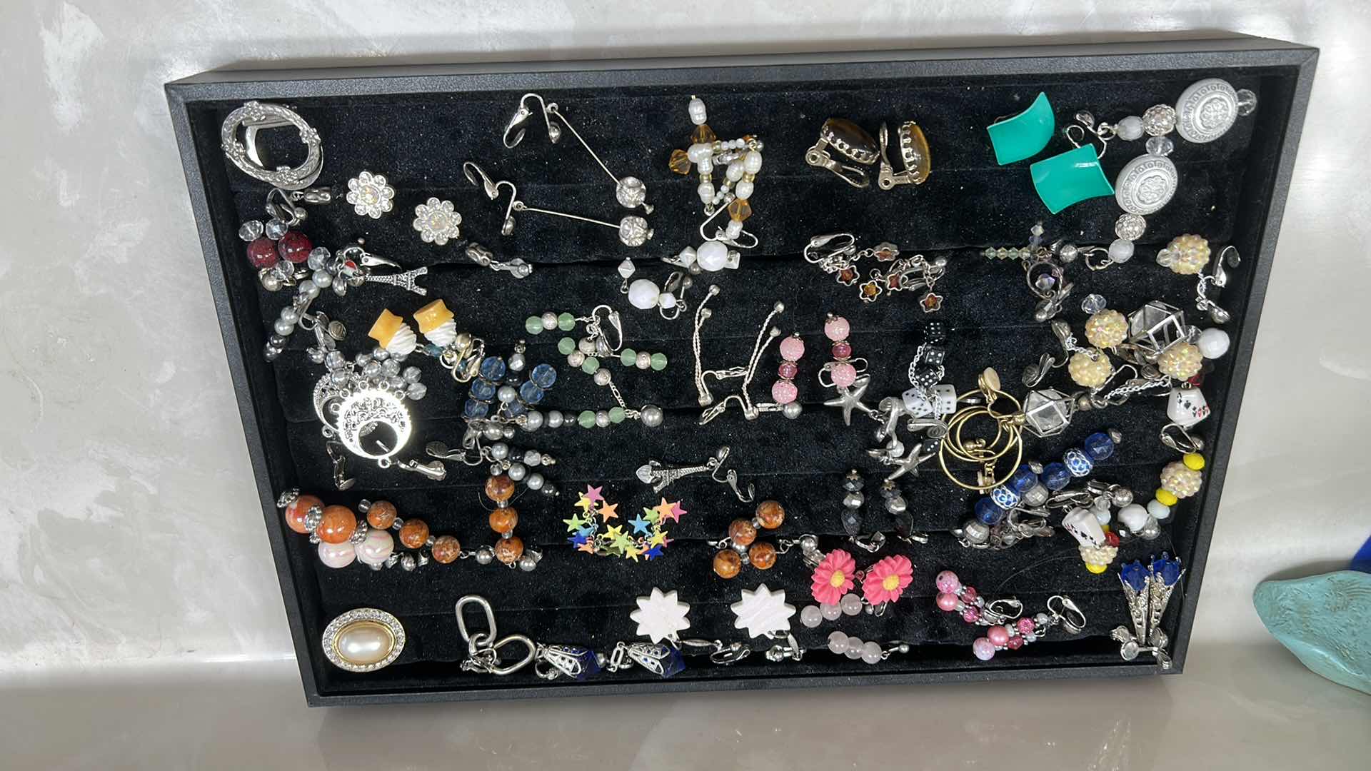 Photo 1 of EARRINGS