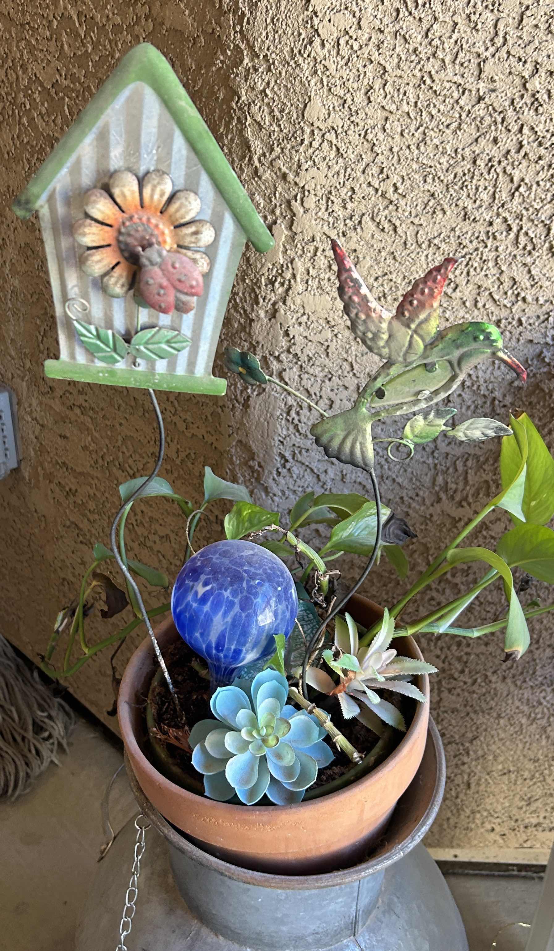 Photo 1 of OUTDOOR DECOR