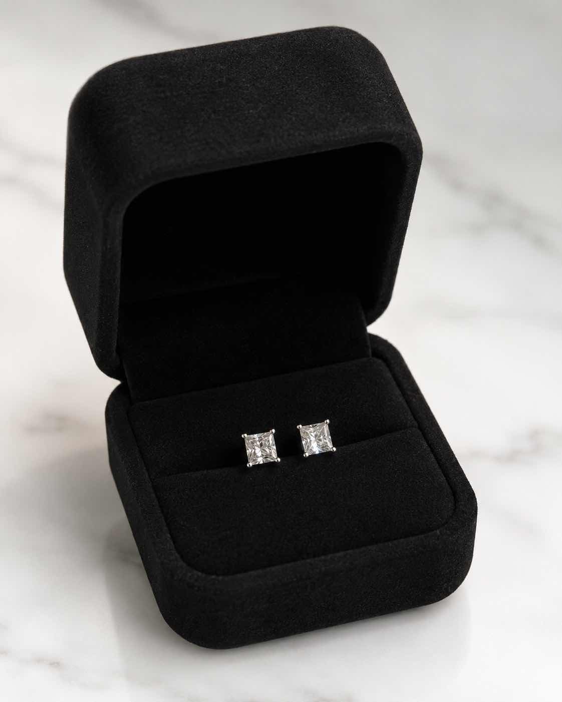 Photo 1 of 10K WHITE GOLD 0.25CTW DIAMOND STUD EARRINGS 1.5G #16
