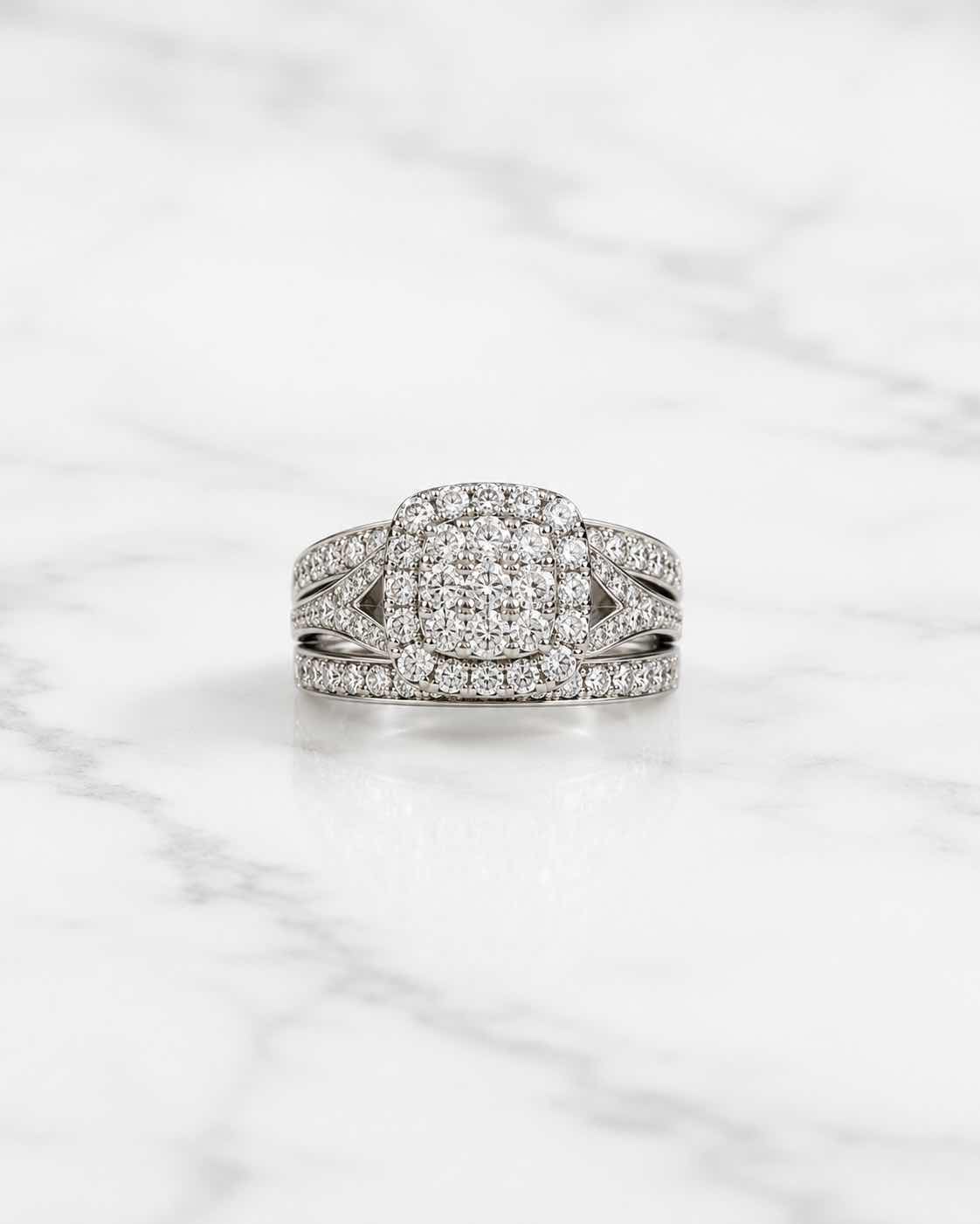 Photo 1 of 10K WHITE GOLD 2CTW DIAMOND RING 7.5G (EST SIZE 6-7) #35 $4000