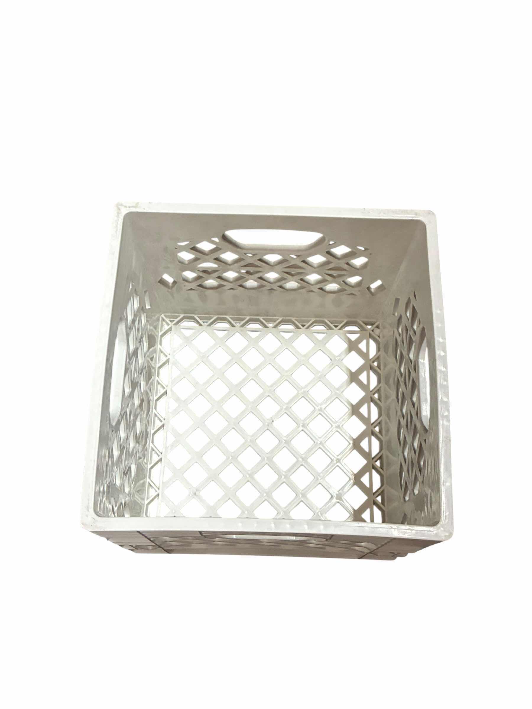 Photo 1 of WHITE 13” HALF CRATE