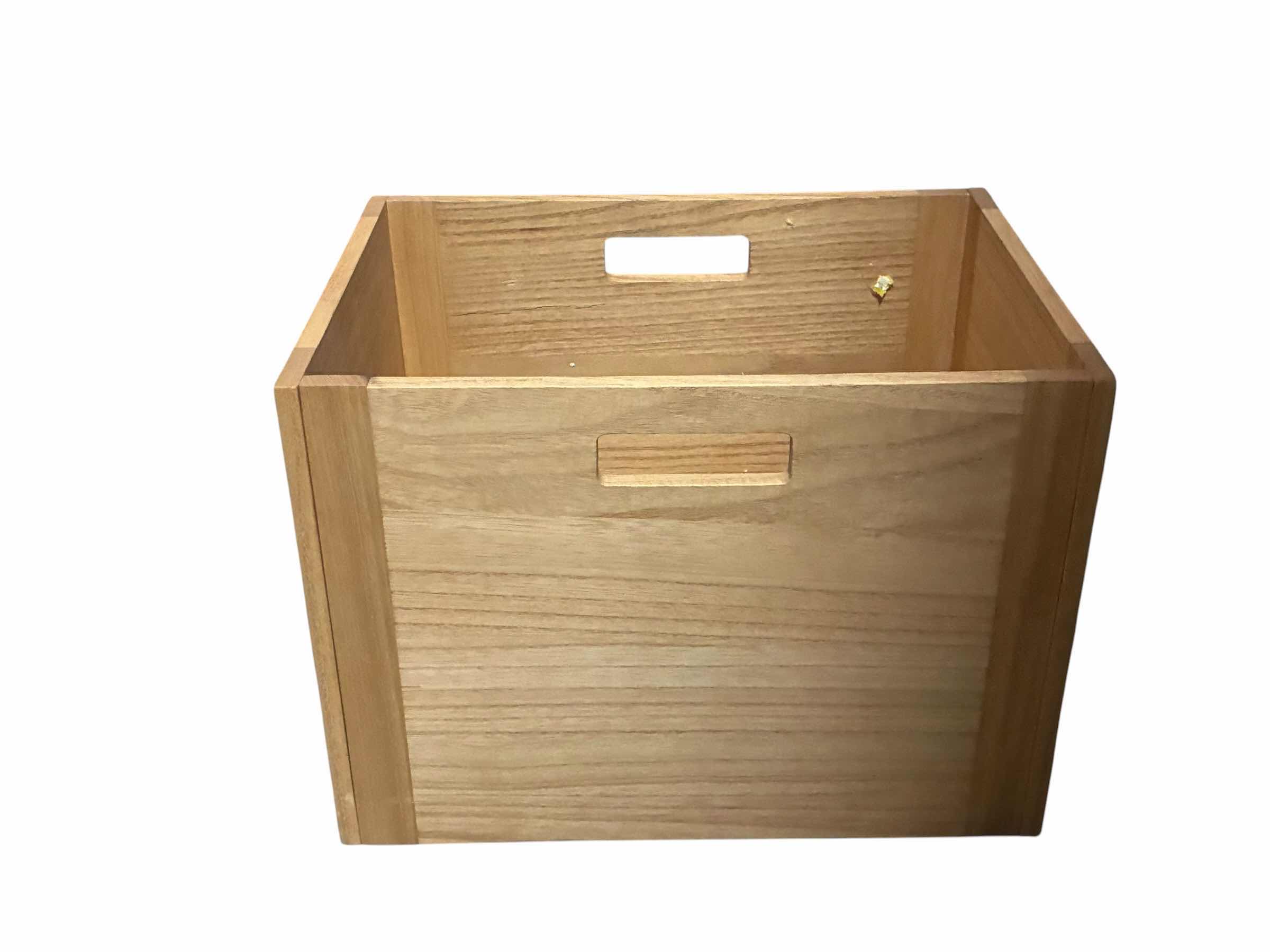 Photo 1 of AWS CLOUD CLUB WOOD CRATE 14” X 10”
