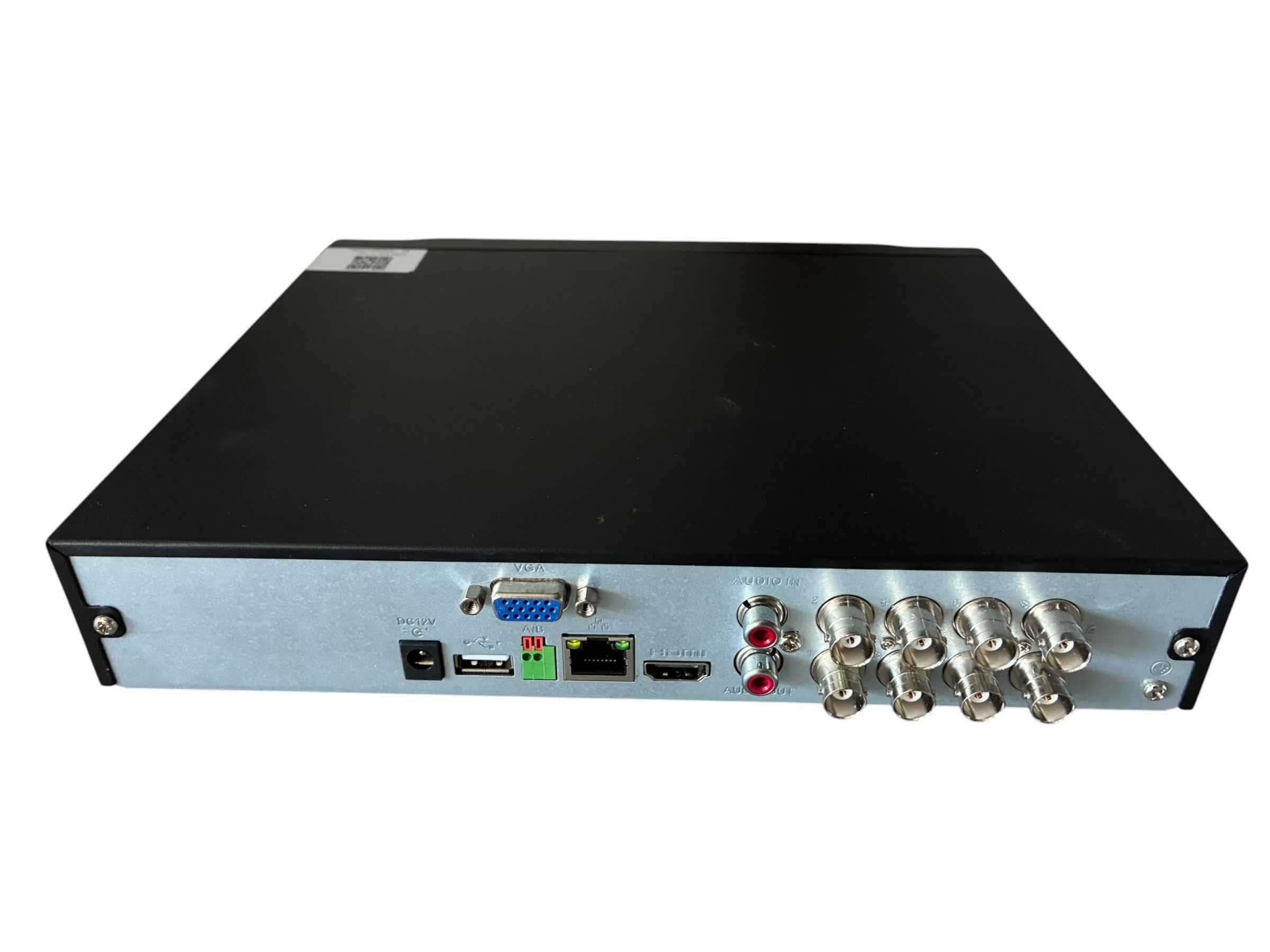 Photo 1 of Q-SEE 8 SECURITY CAMERA & RECORDER SYSTEM