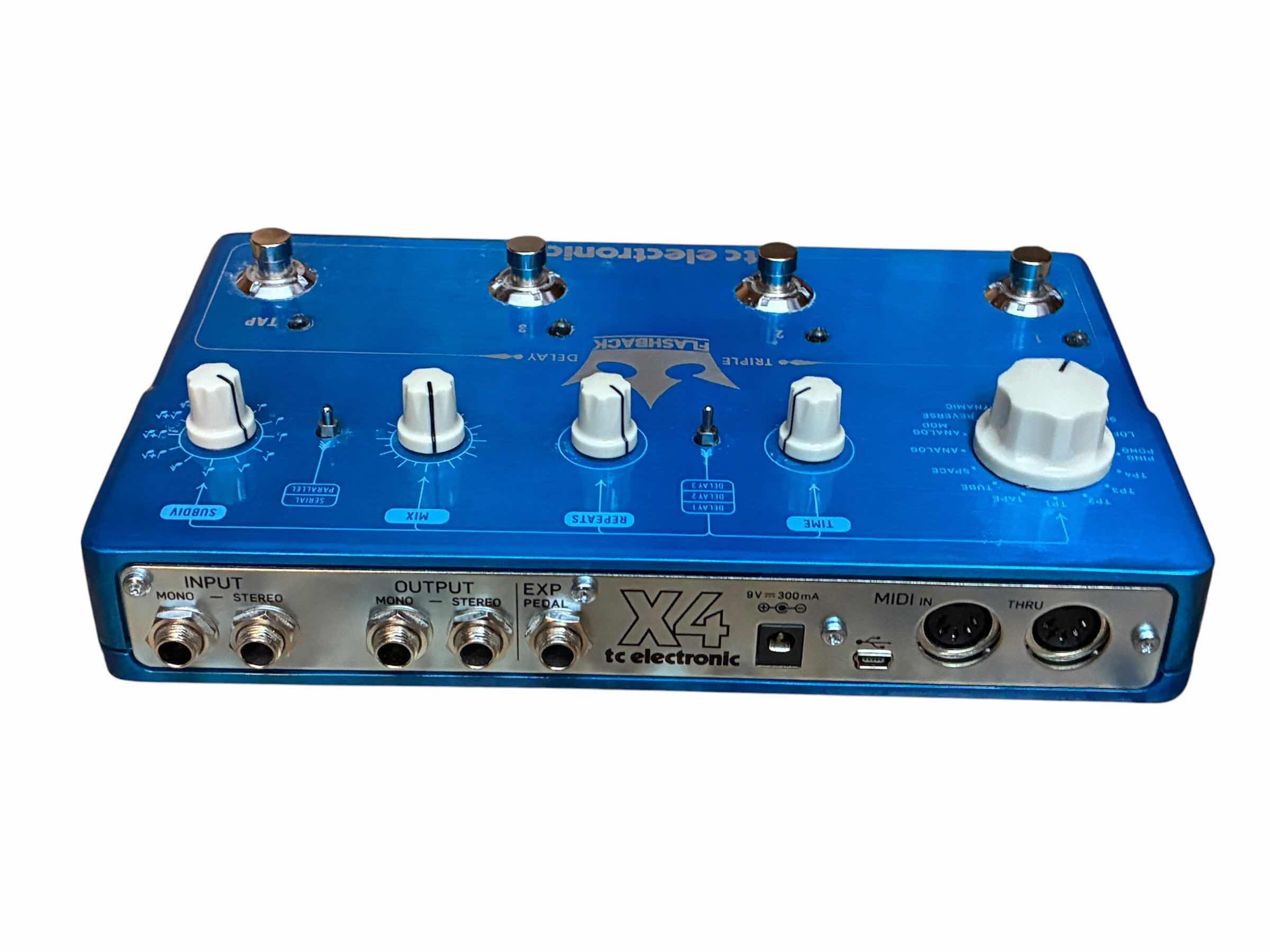 Photo 1 of TC ELECTRONIC TRIPLE FLASHBACK DELAY PEDAL